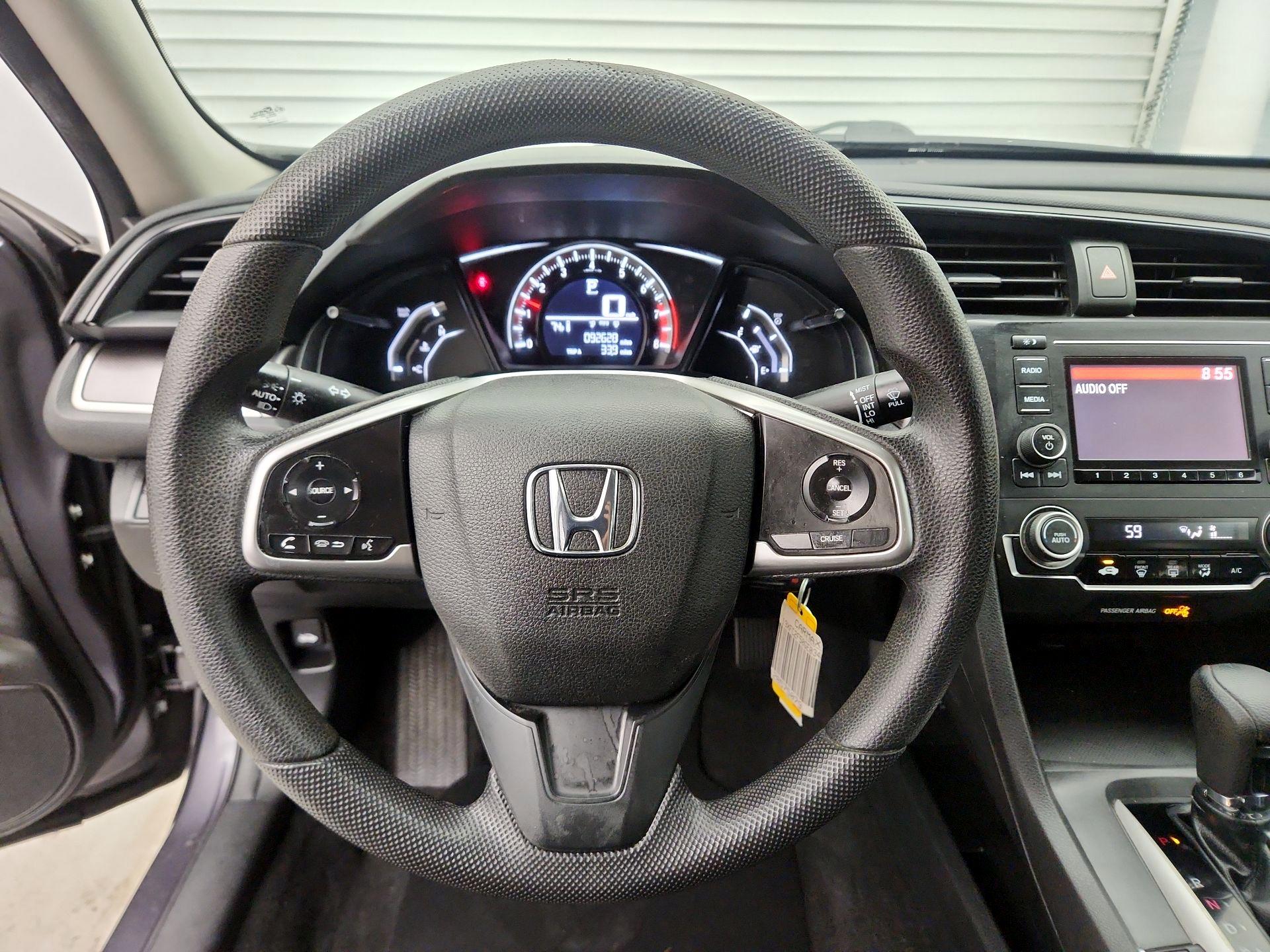 Thumbnail: 2016 Honda Civic - 10