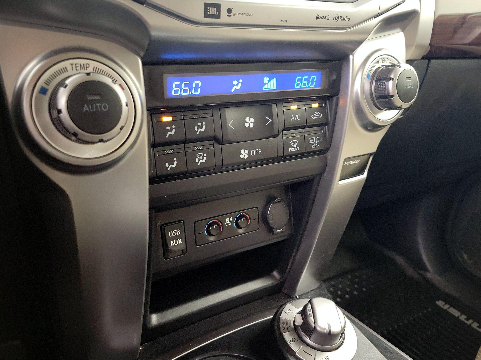 Thumbnail: 2019 Toyota 4Runner - 17