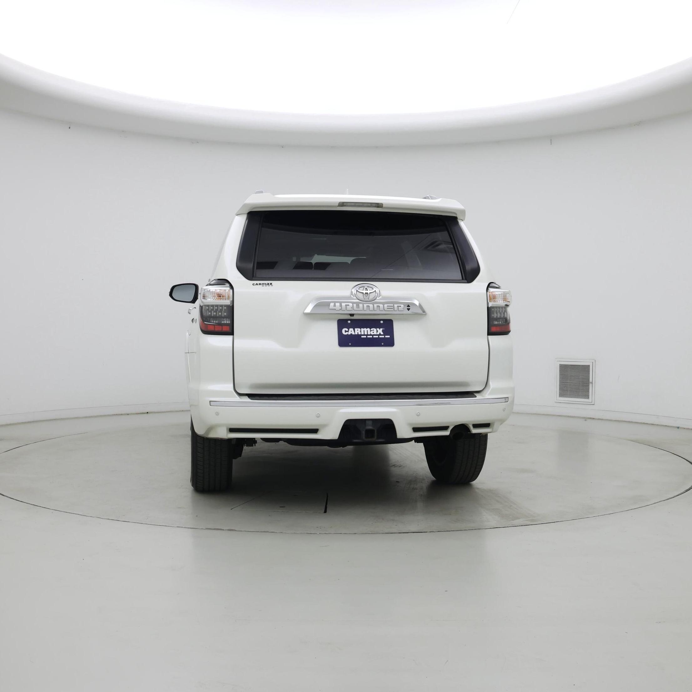 Thumbnail: 2019 Toyota 4Runner - 6
