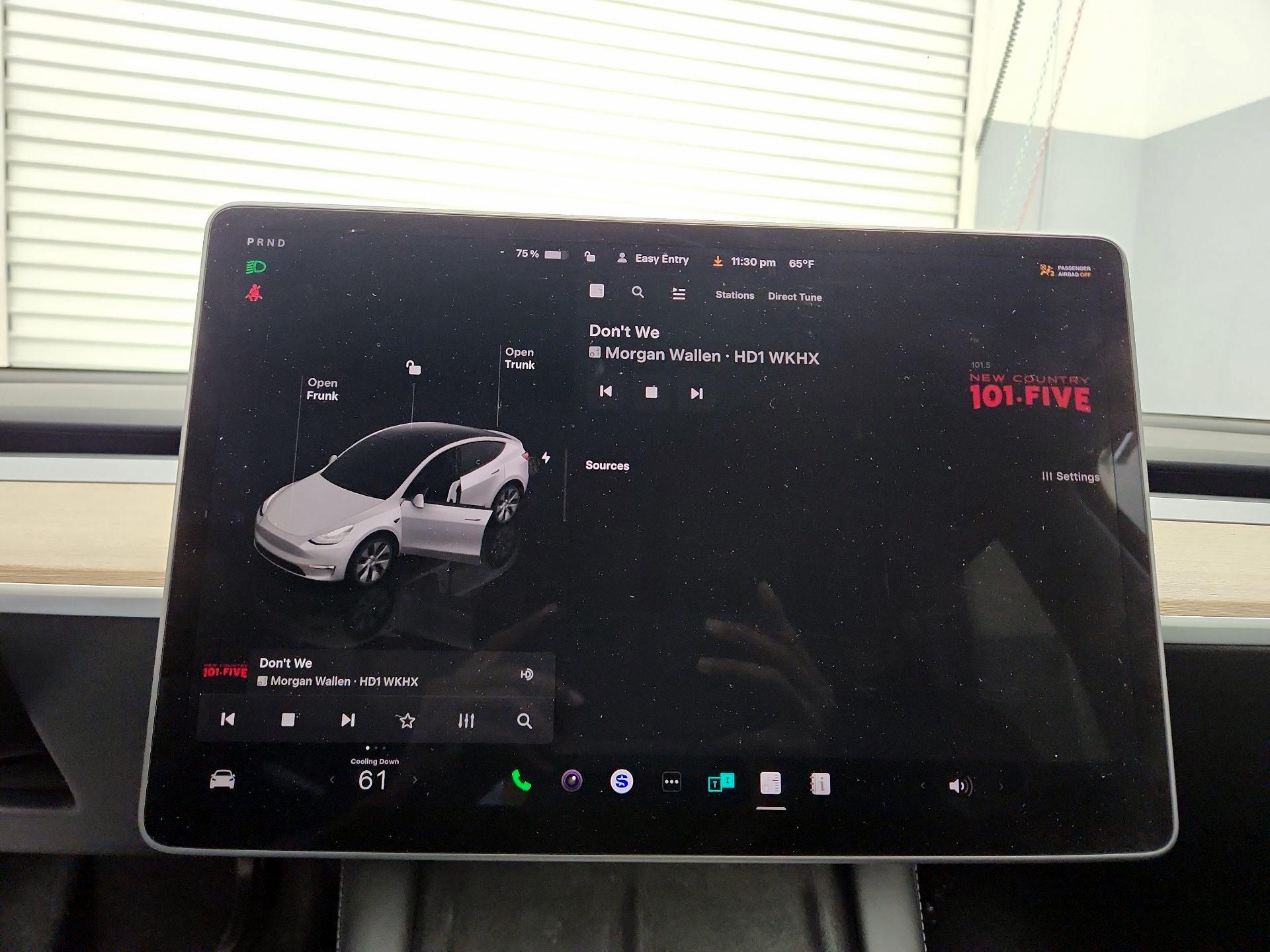 Thumbnail: 2023 Tesla Model Y - 15