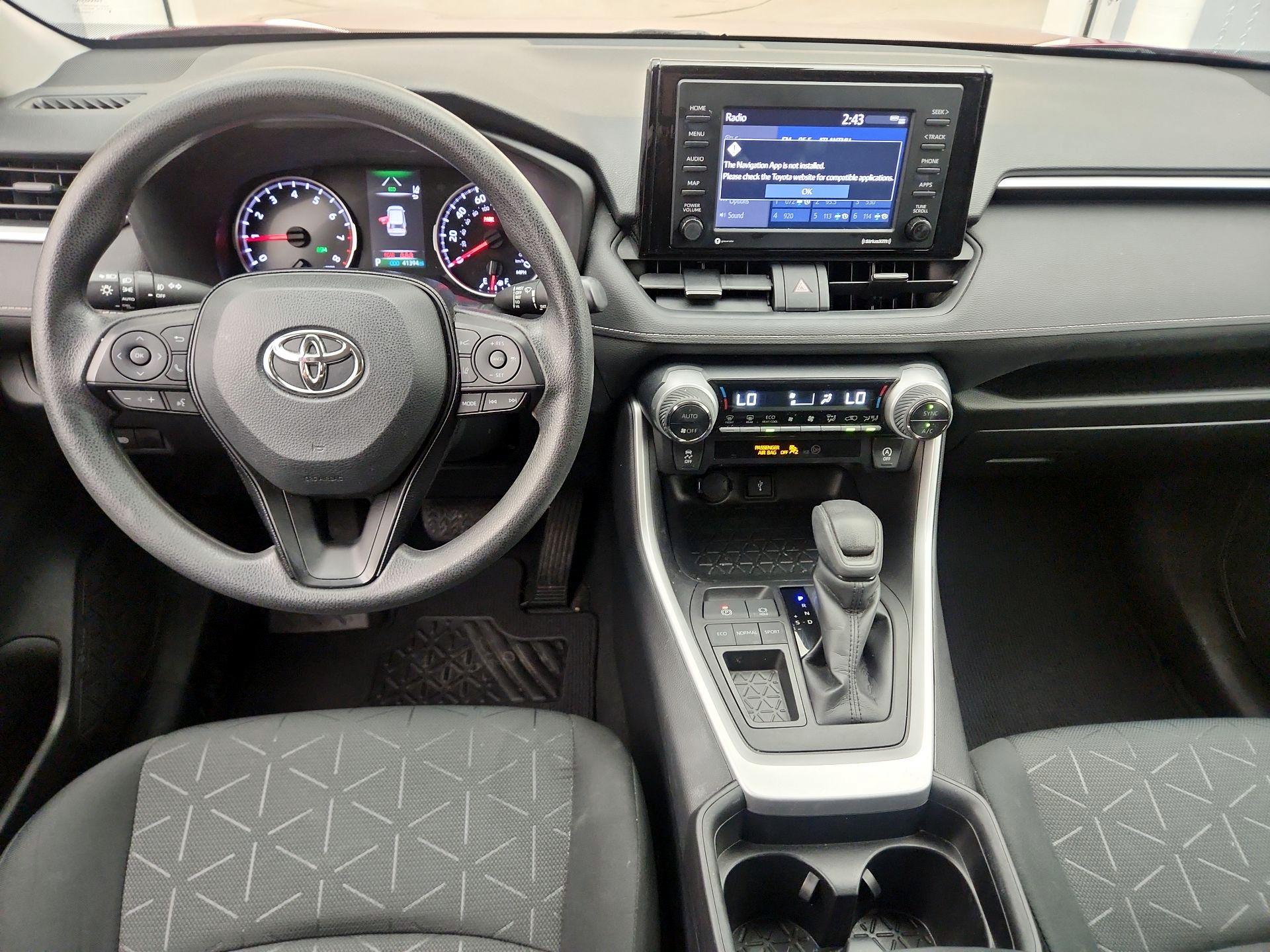 Thumbnail: 2021 Toyota RAV4 - 9