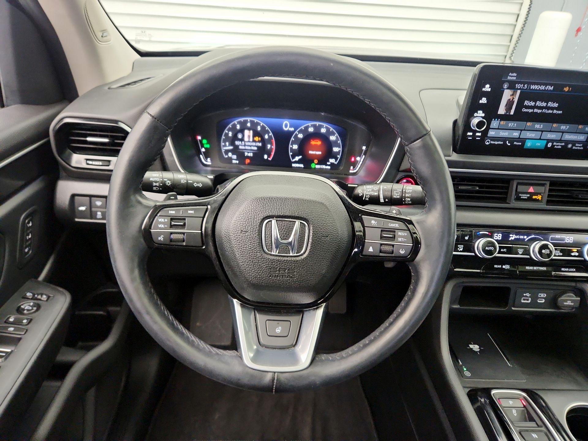 Thumbnail: 2023 Honda Pilot - 10