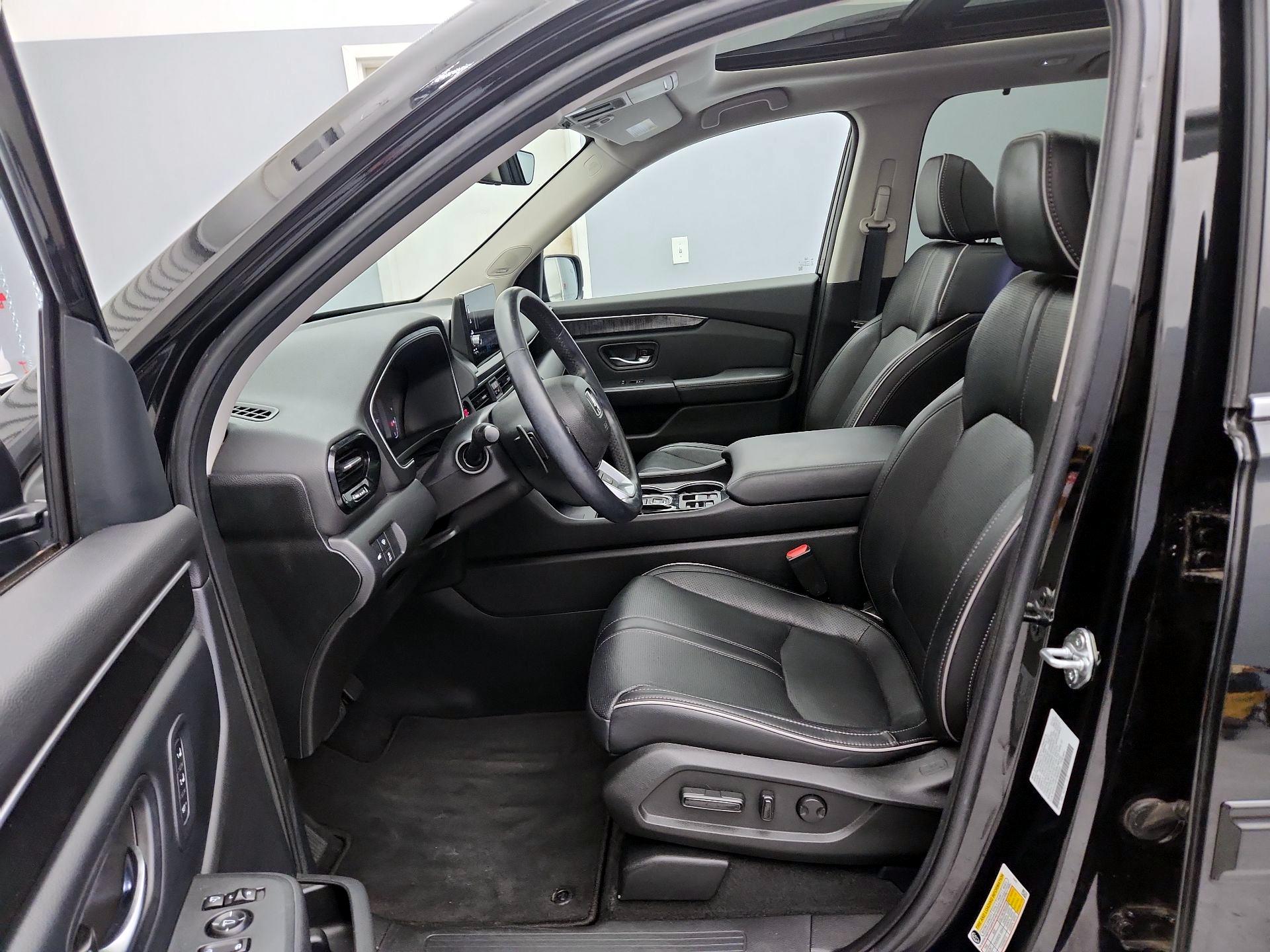 Thumbnail: 2023 Honda Pilot - 11