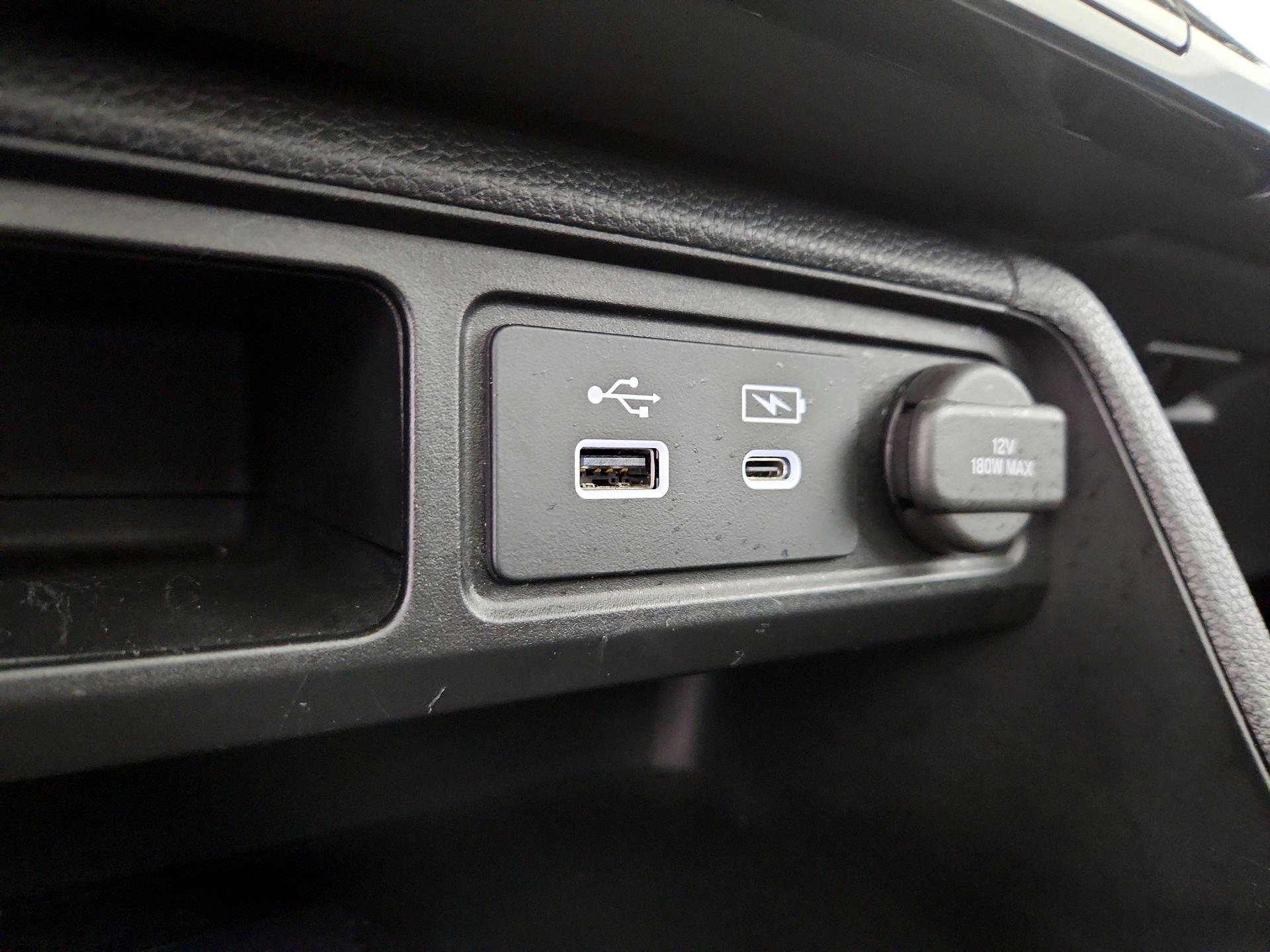 Thumbnail: 2023 Honda Pilot - 18