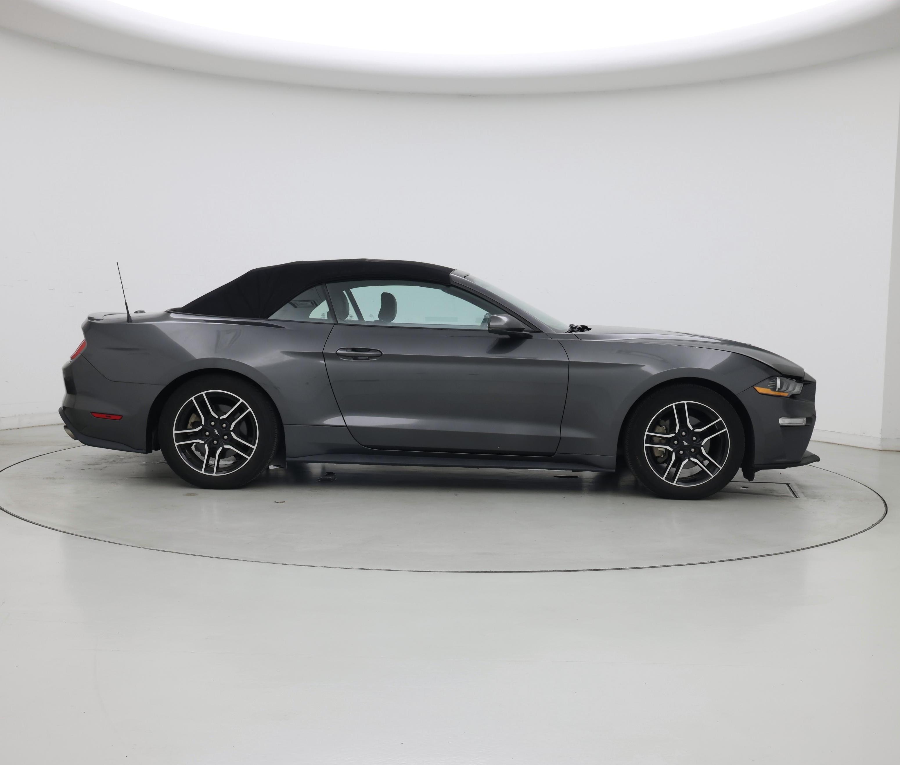 Thumbnail: 2018 Ford Mustang - 7