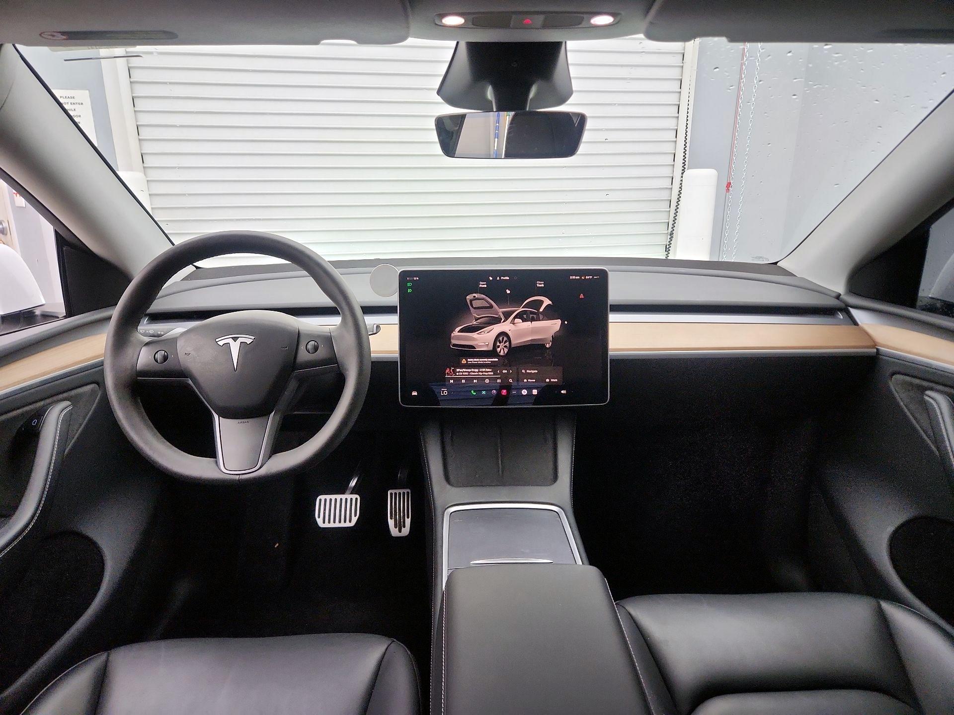 Thumbnail: 2023 Tesla Model Y - 9
