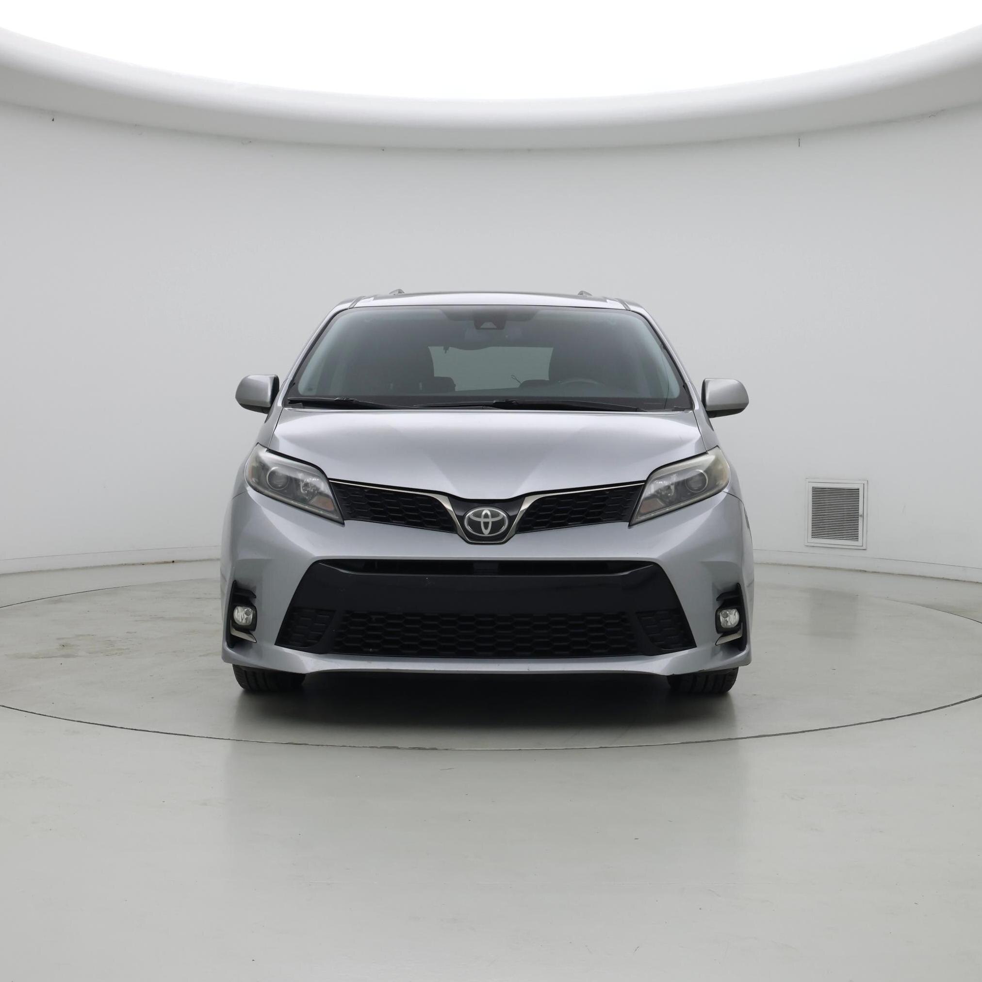 Thumbnail: 2018 Toyota Sienna - 5
