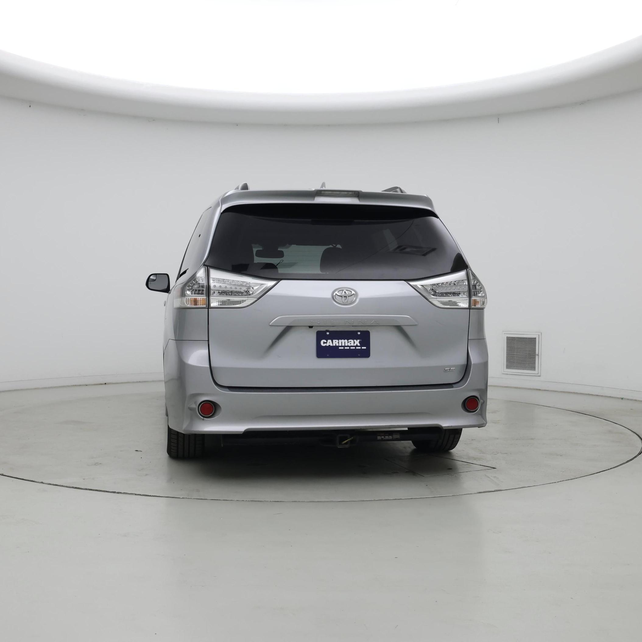 Thumbnail: 2018 Toyota Sienna - 6