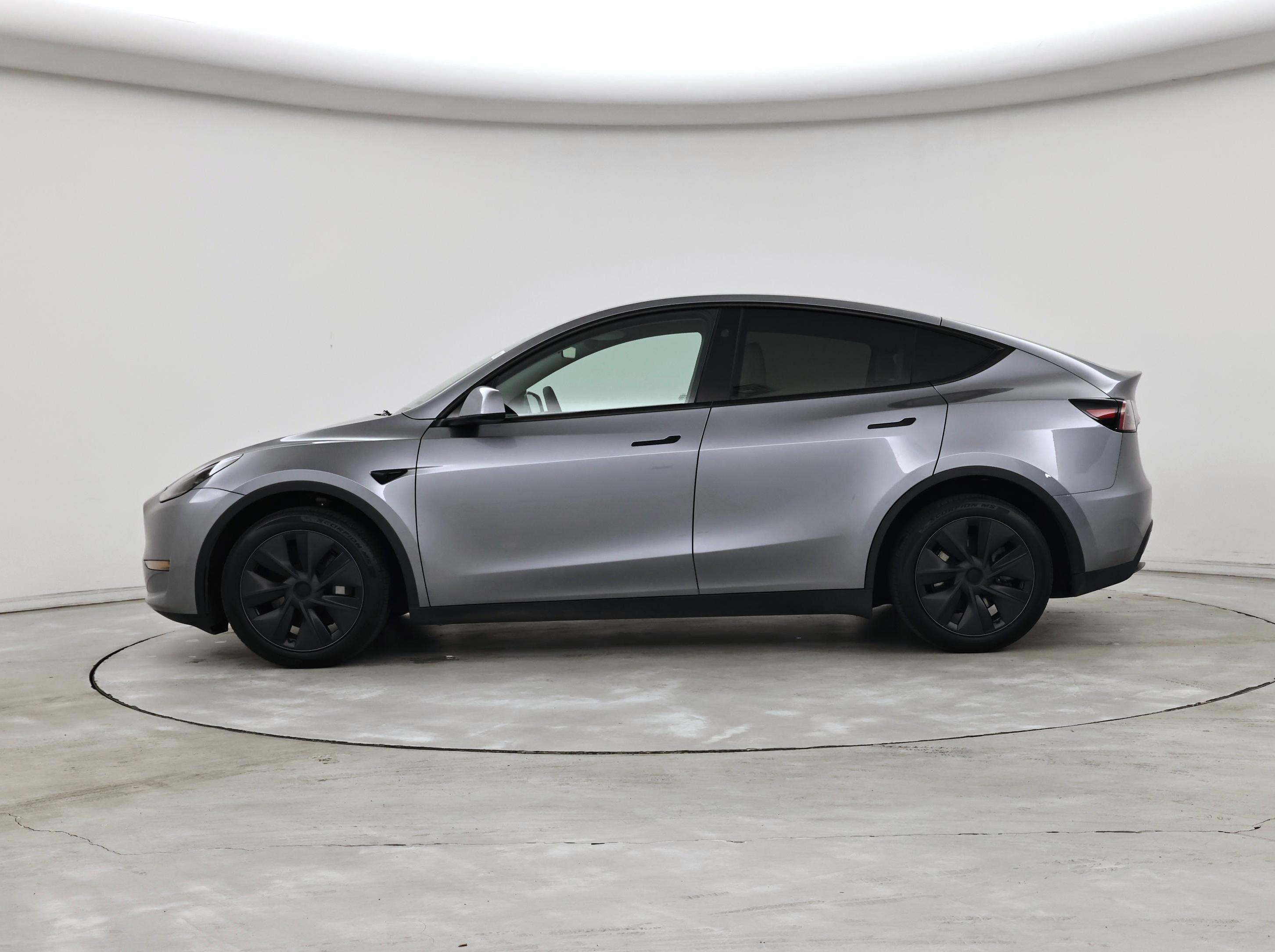 Thumbnail: 2025 Tesla Model Y - 3