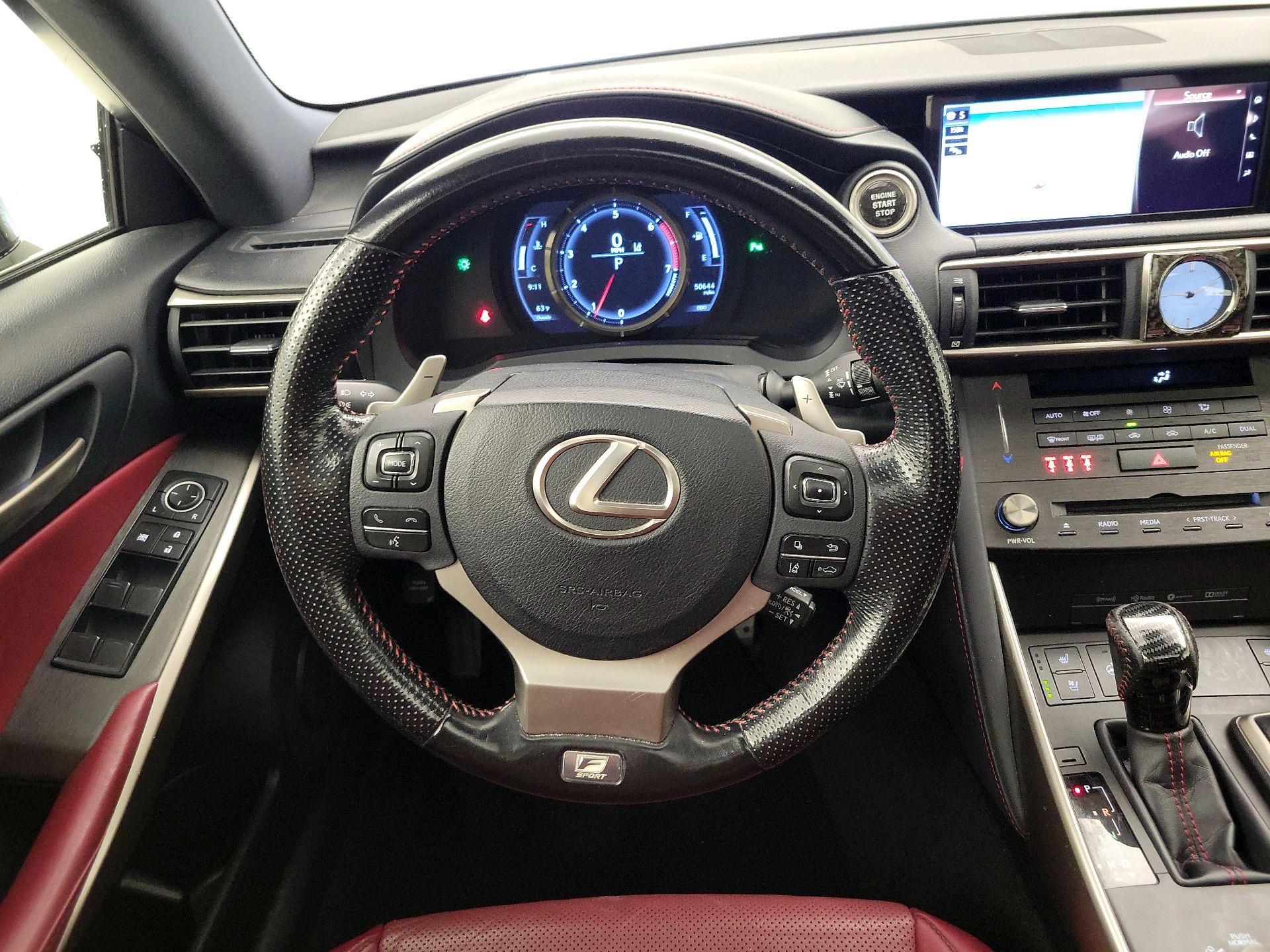 Thumbnail: 2019 Lexus IS - 10