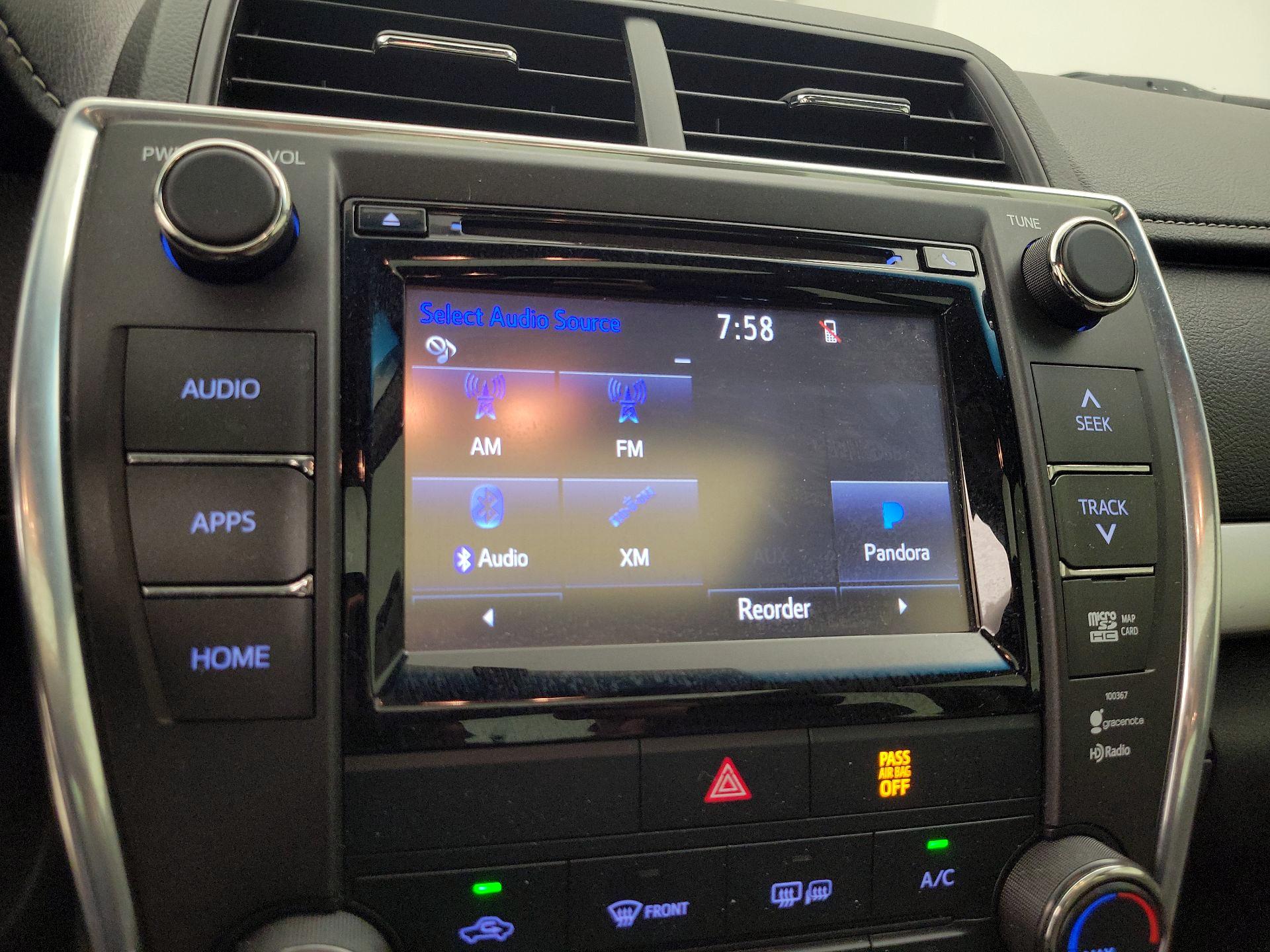 Thumbnail: 2015 Toyota Camry - 16