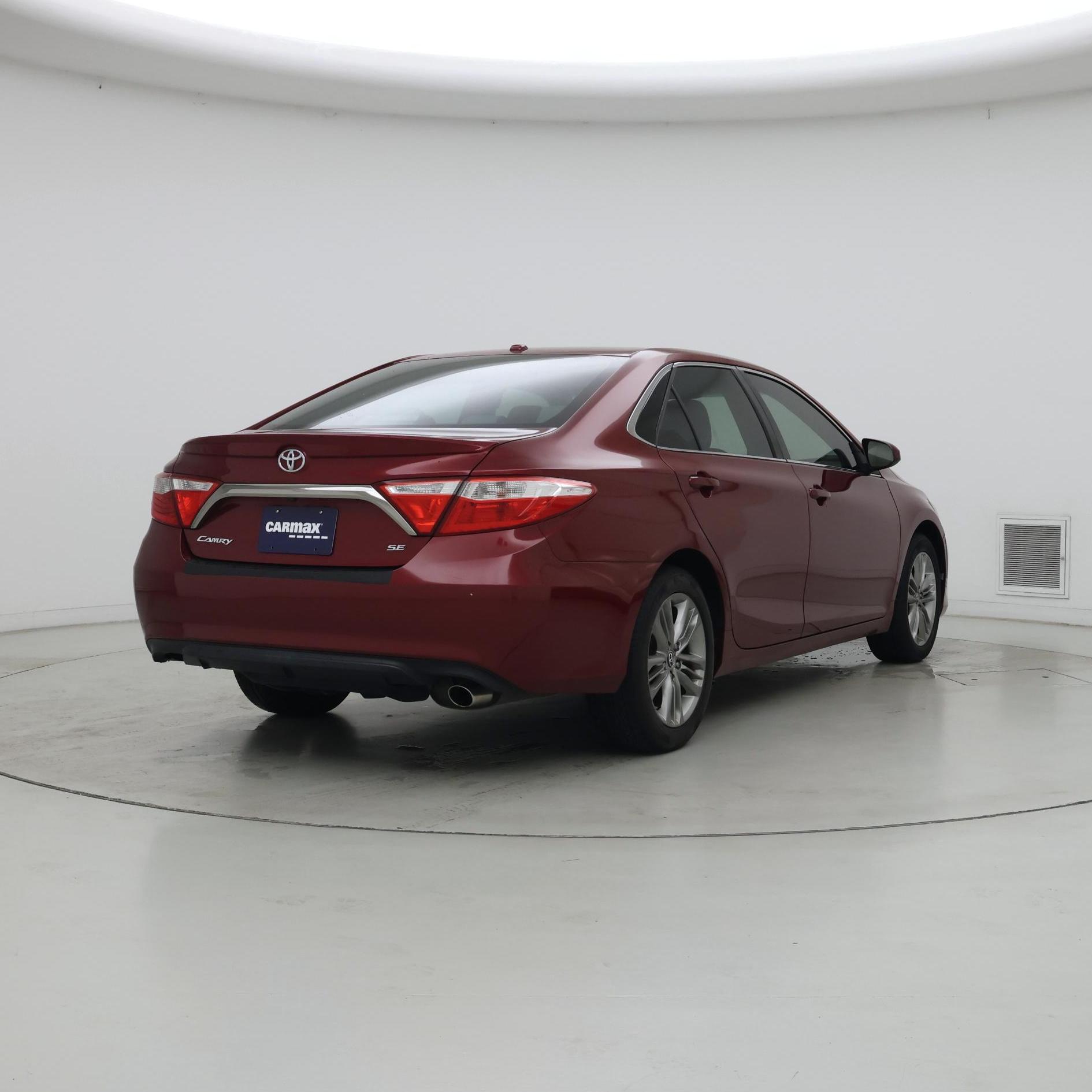 Thumbnail: 2015 Toyota Camry - 8