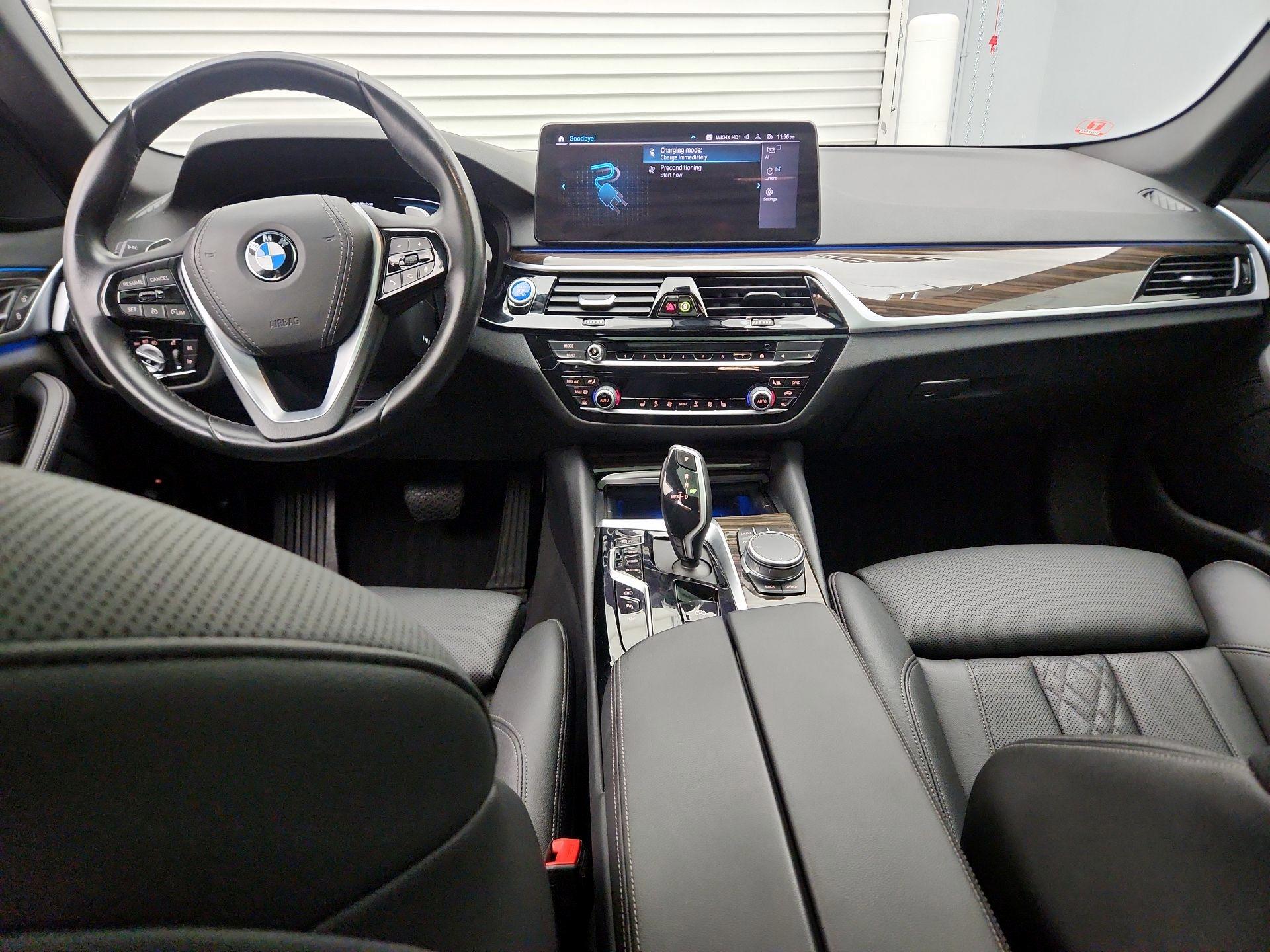 Thumbnail: 2021 BMW 5 Series - 9