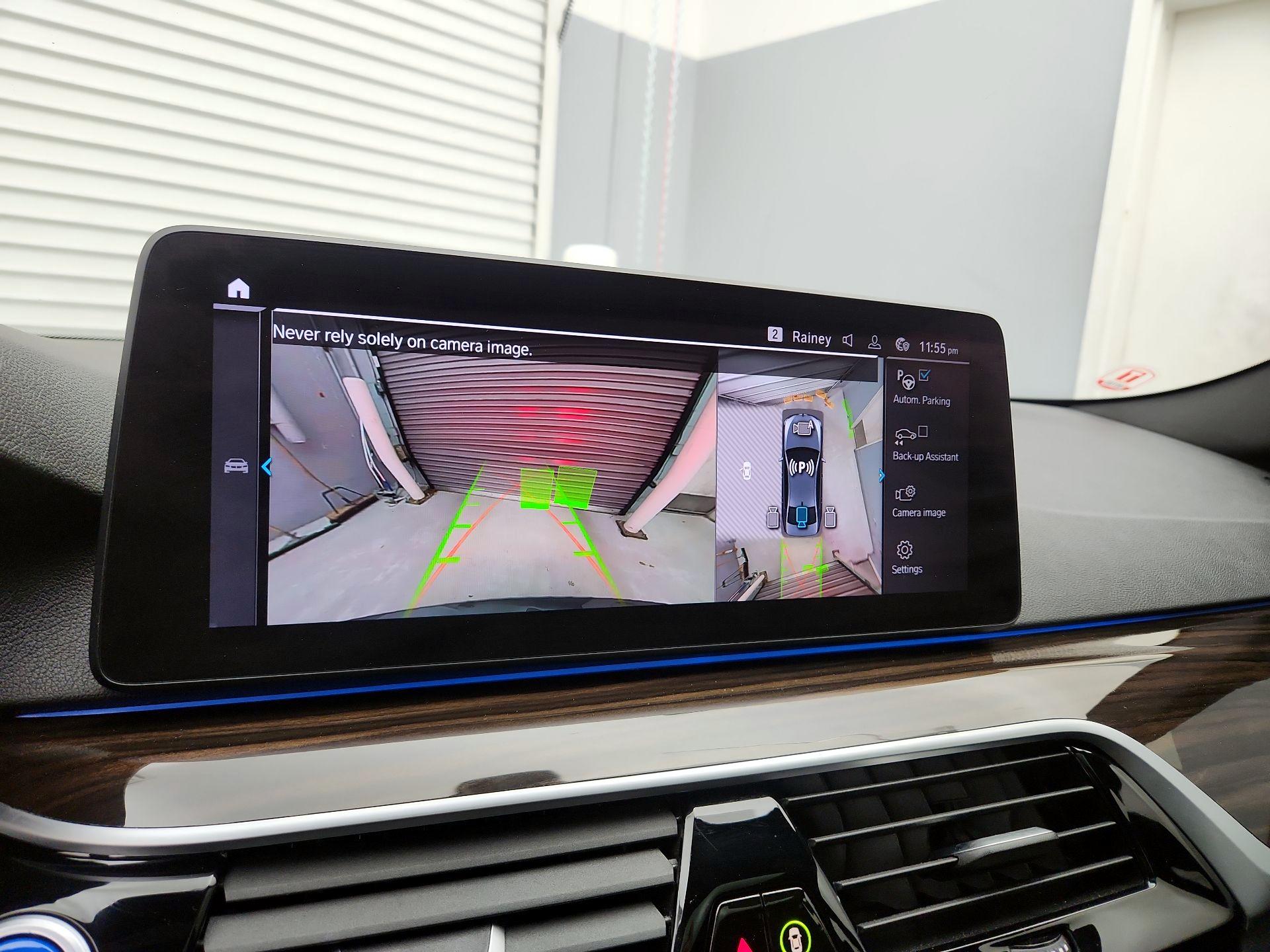 Thumbnail: 2021 BMW 5 Series - 15