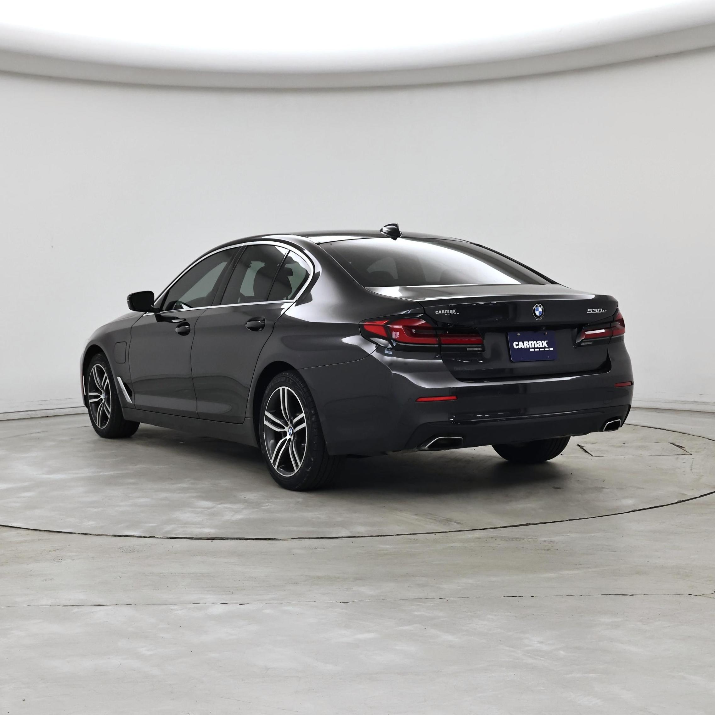 Thumbnail: 2021 BMW 5 Series - 2