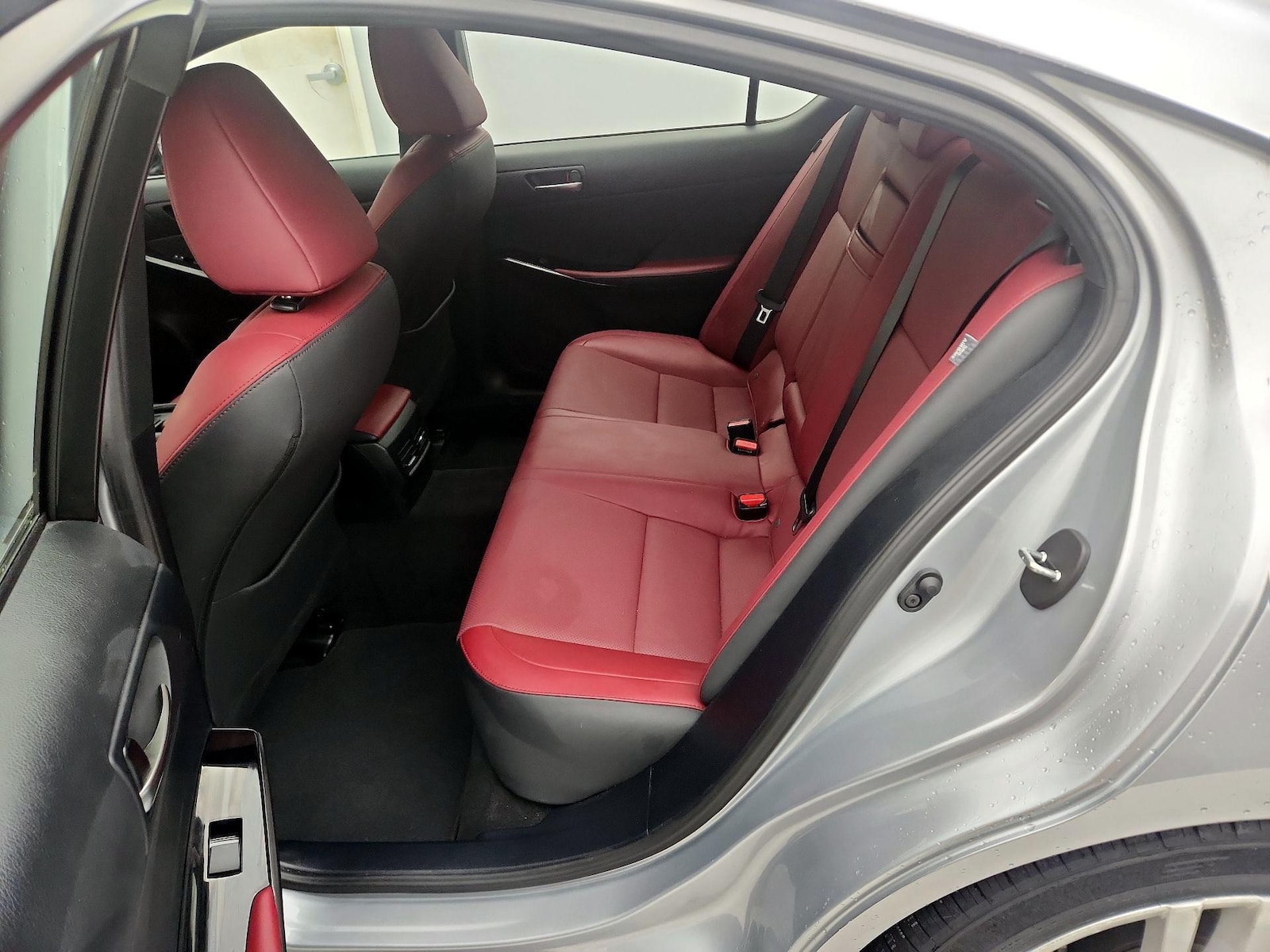 2022 Lexus IS 300 - Photo 20