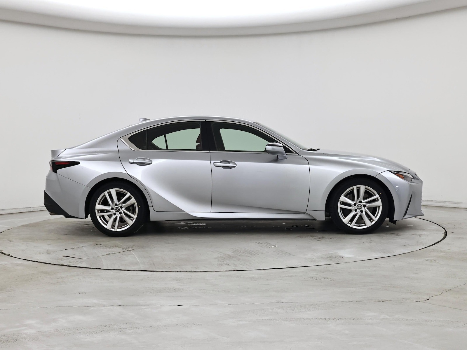 2022 Lexus IS 300 - Photo 8