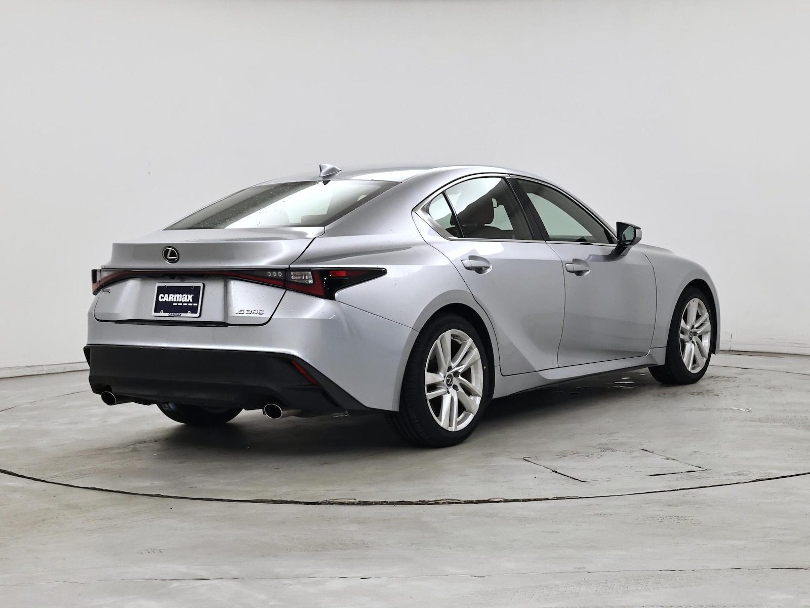 2022 Lexus IS 300 - Photo 9