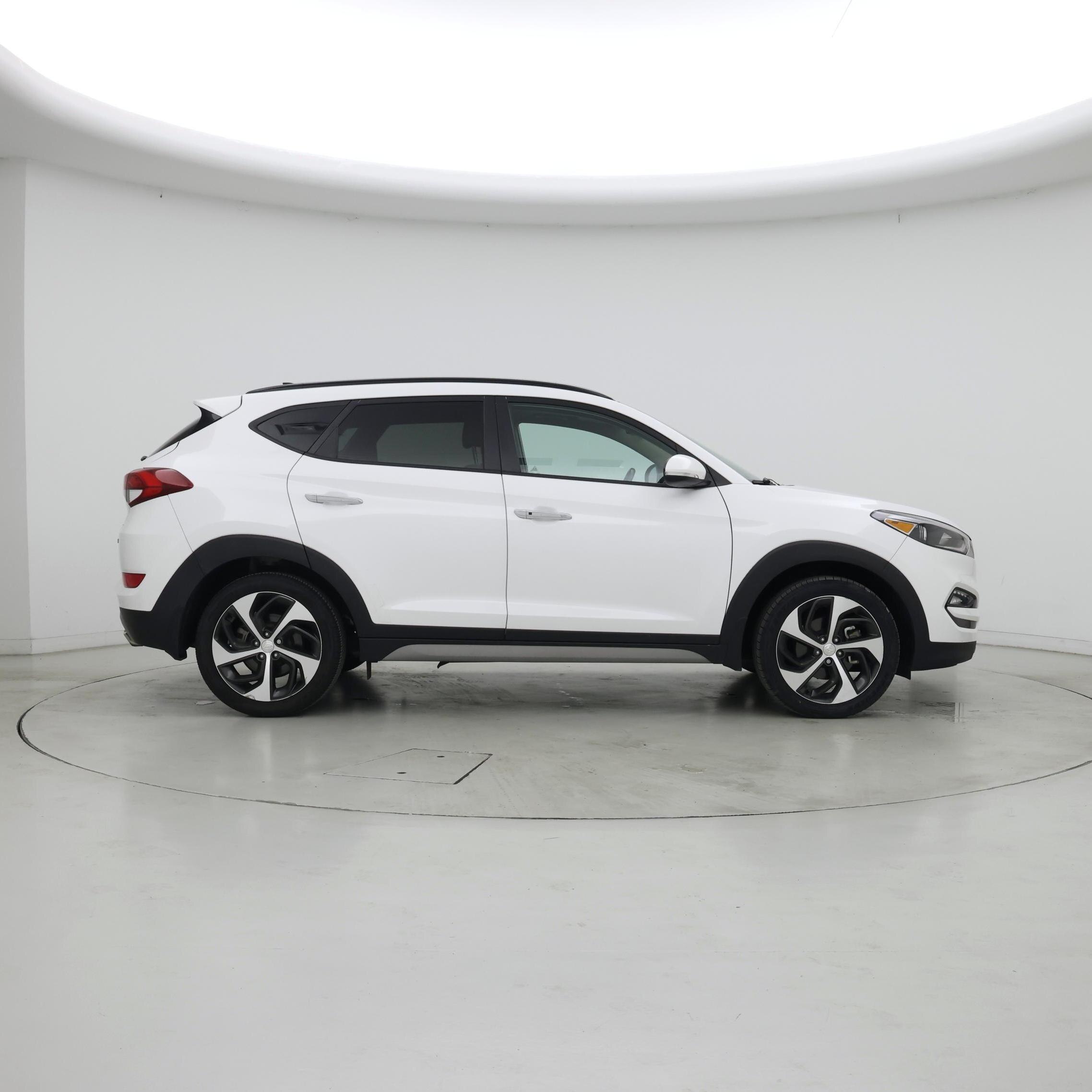 Thumbnail: 2018 Hyundai Tucson - 7
