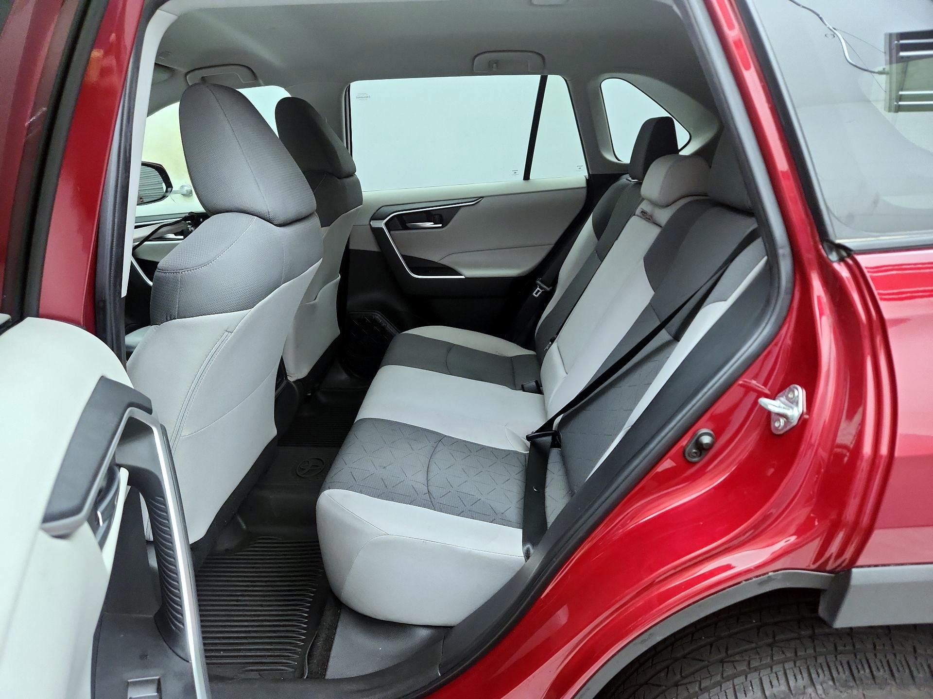 Thumbnail: 2024 Toyota RAV4 - 19