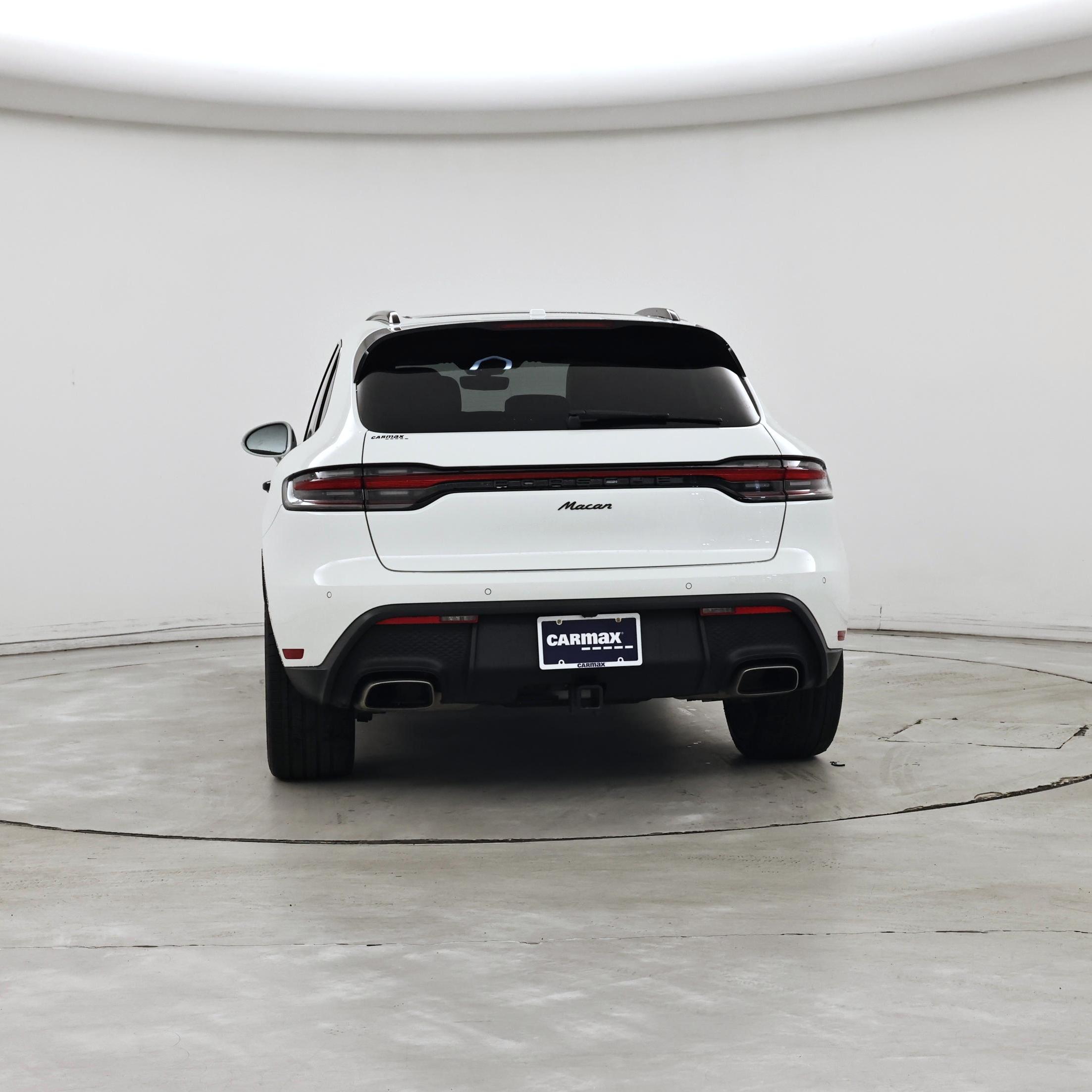 Thumbnail: 2023 Porsche Macan - 6
