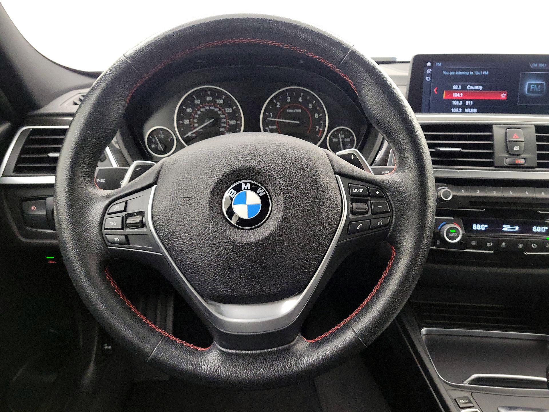 Thumbnail: 2018 BMW 3 Series - 10