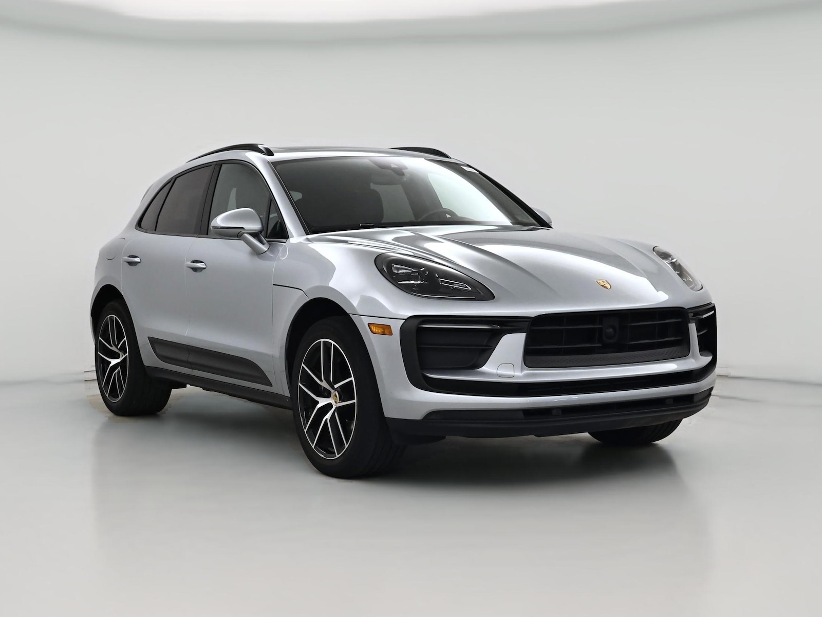 2023 Porsche Macan T