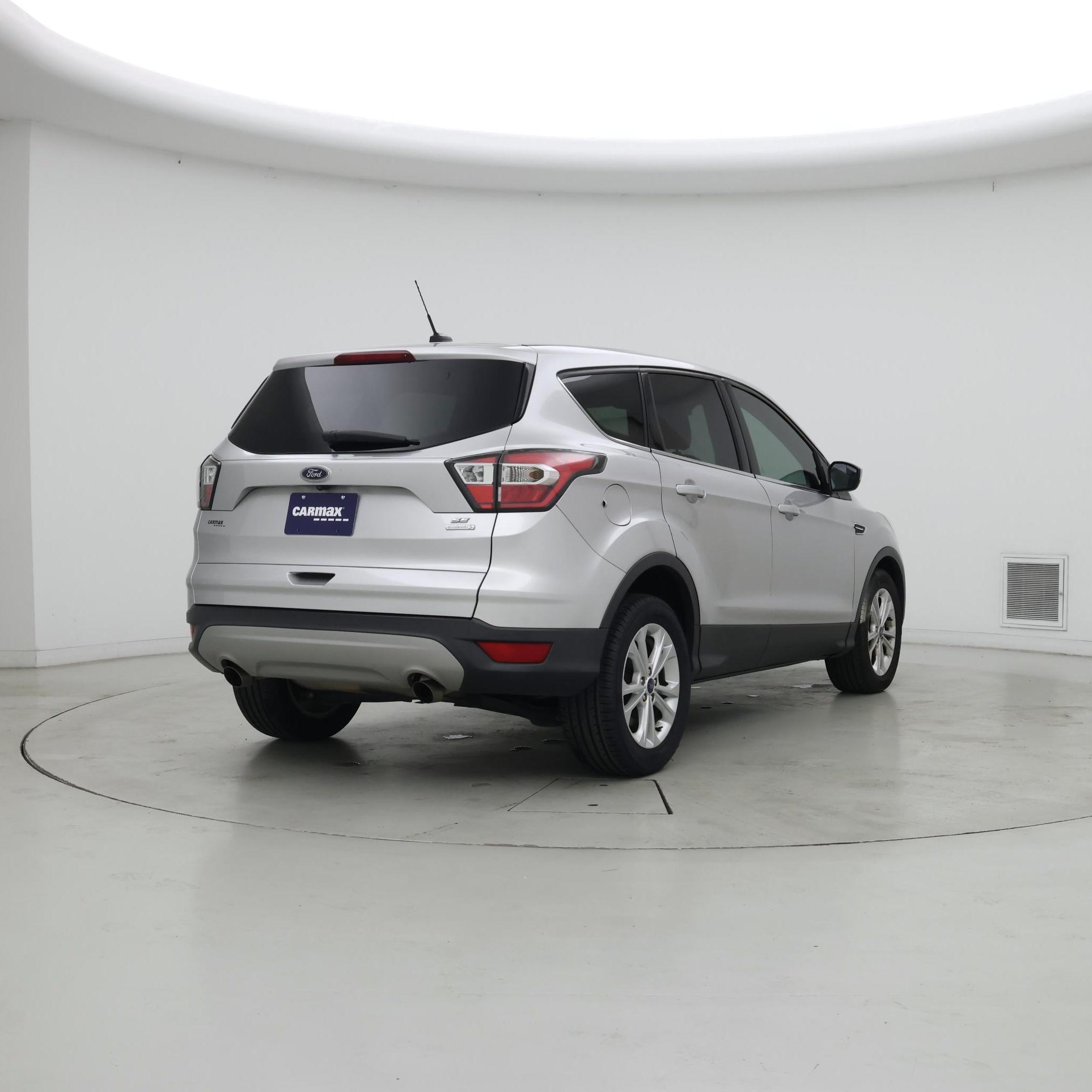 Thumbnail: 2017 Ford Escape - 8