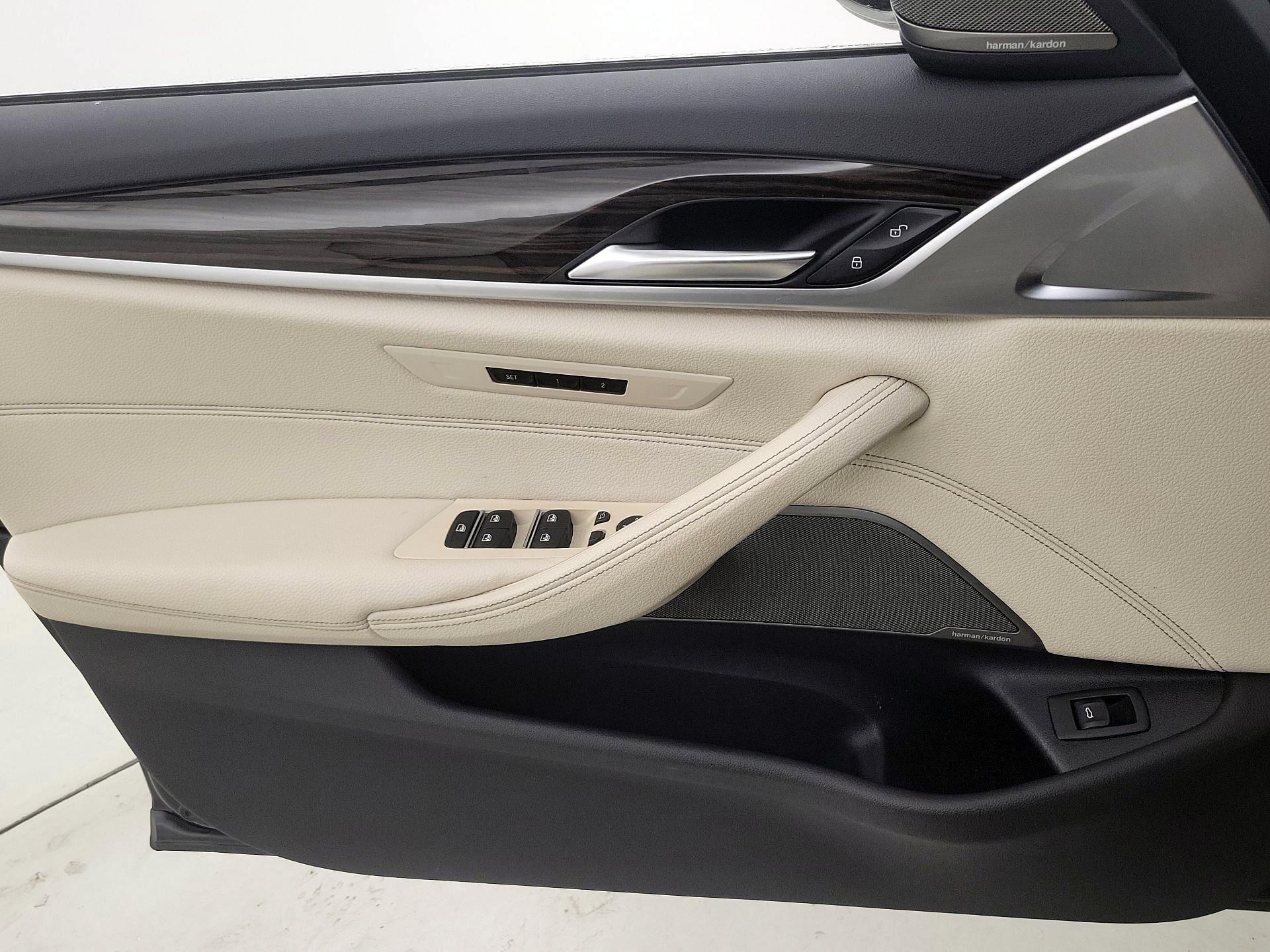 Thumbnail: 2019 BMW 5 Series - 12