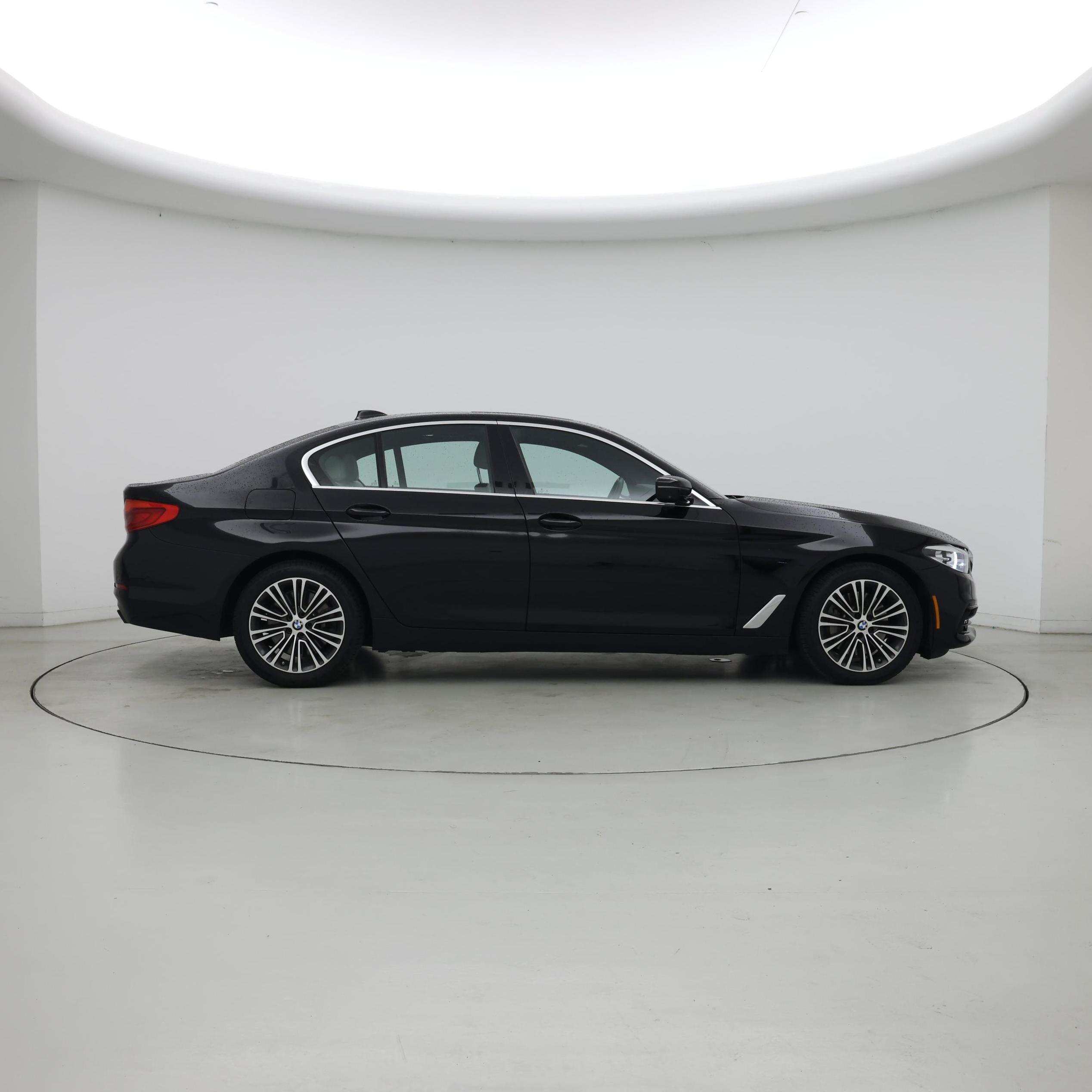 Thumbnail: 2019 BMW 5 Series - 7