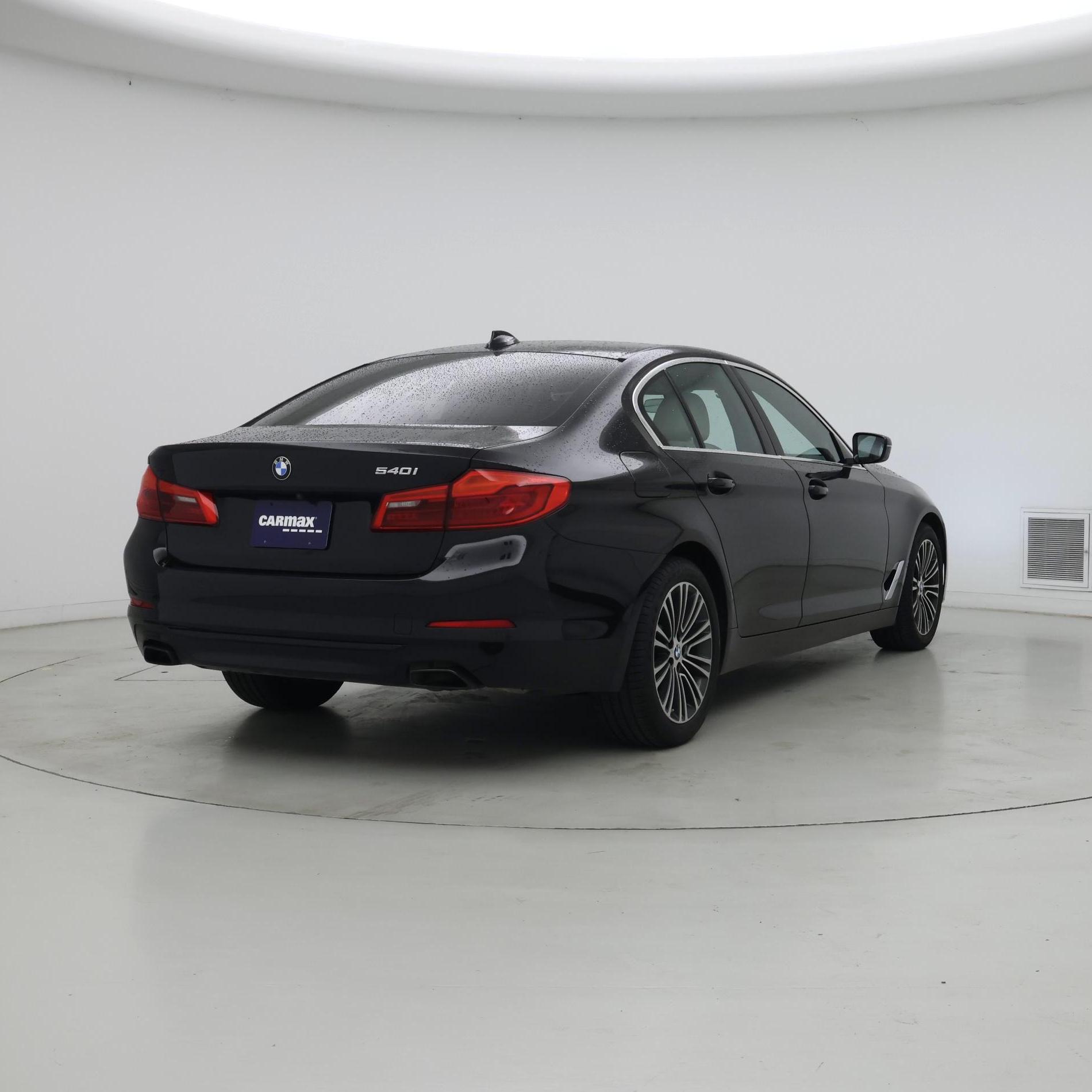 Thumbnail: 2019 BMW 5 Series - 8