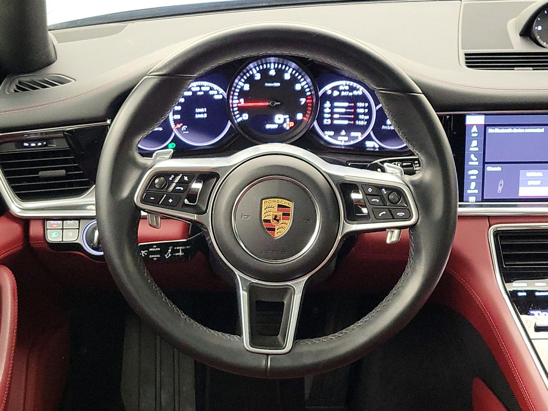 Thumbnail: 2018 Porsche Panamera - 10
