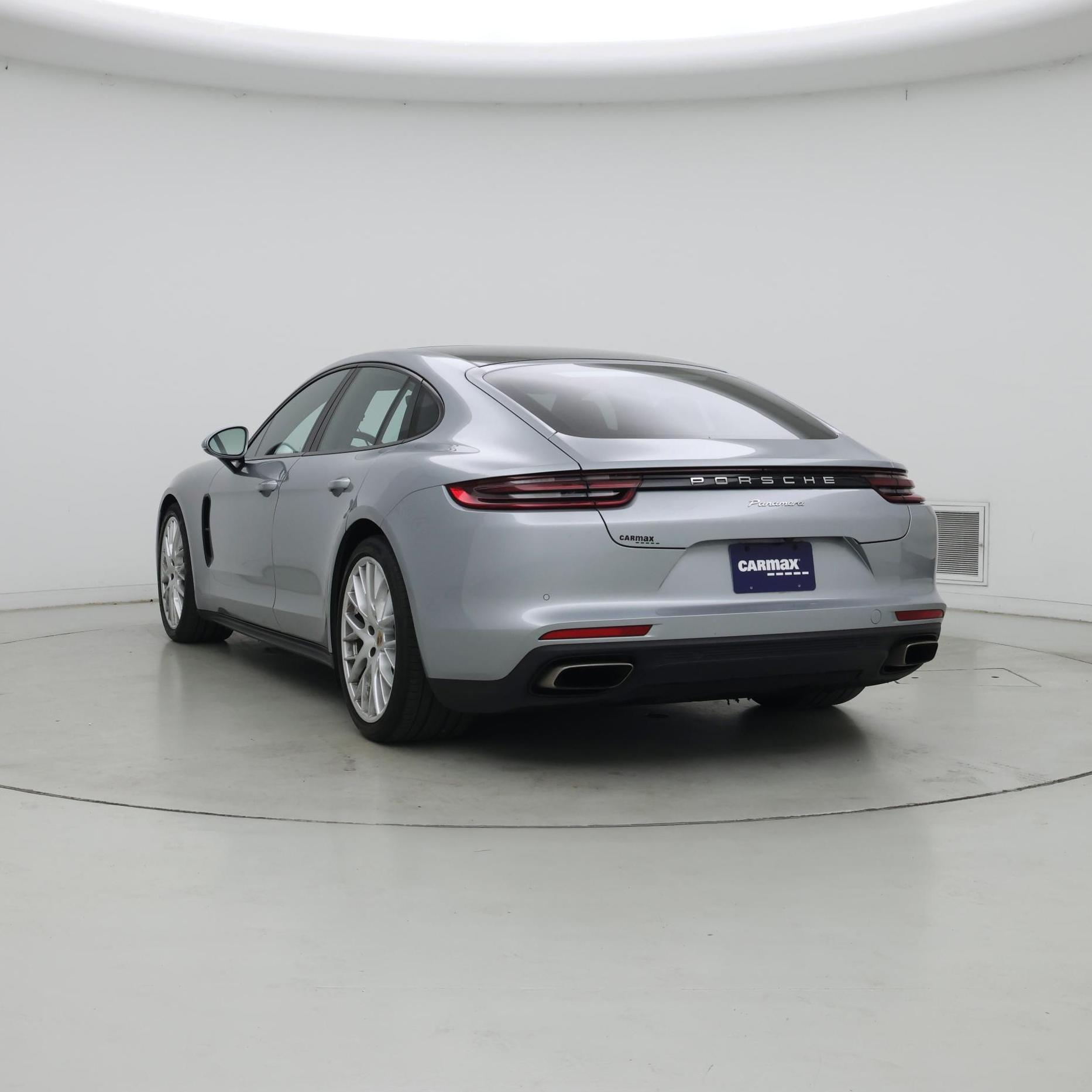 Thumbnail: 2018 Porsche Panamera - 2
