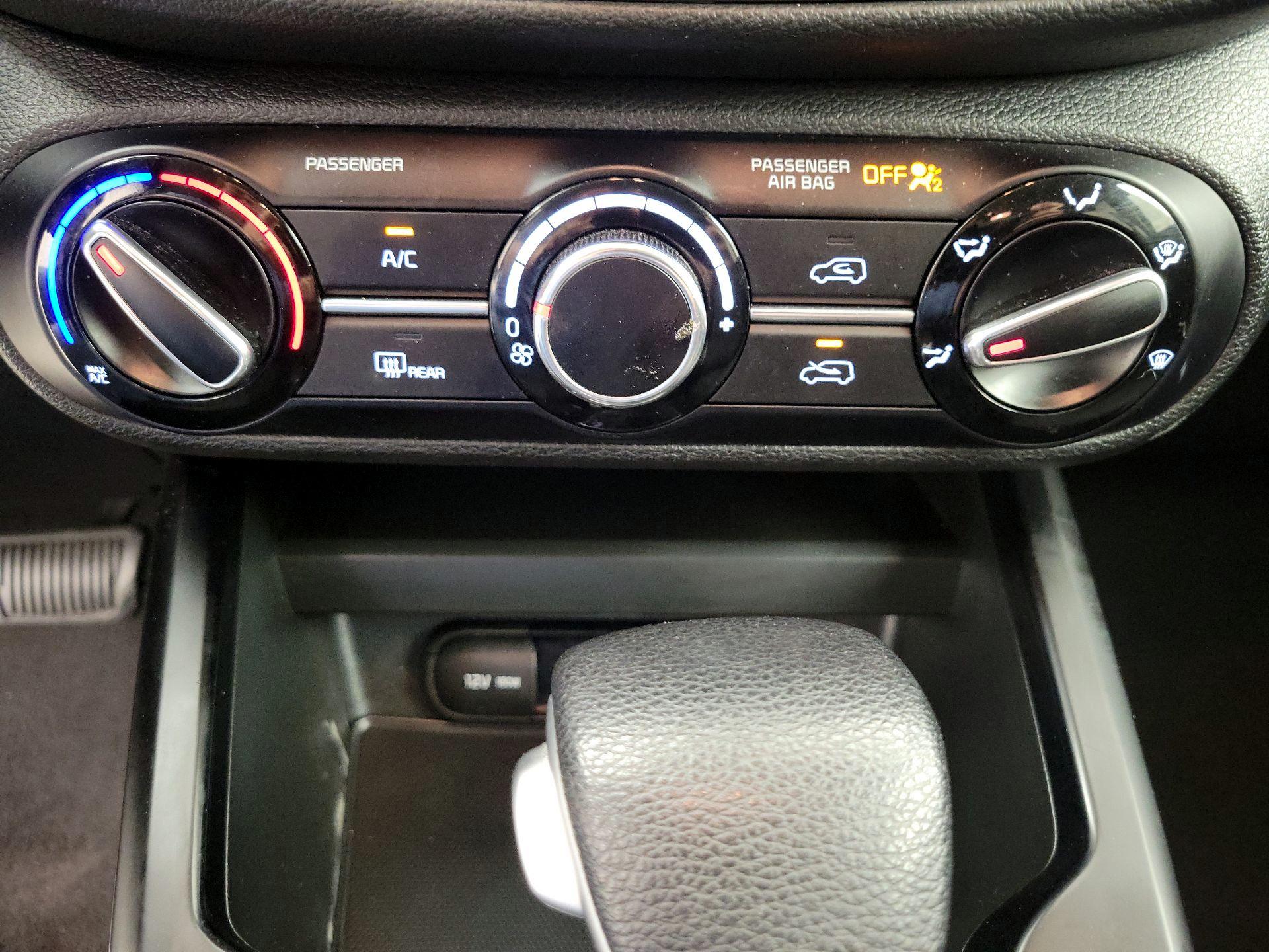 Thumbnail: 2023 Kia Soul - 16