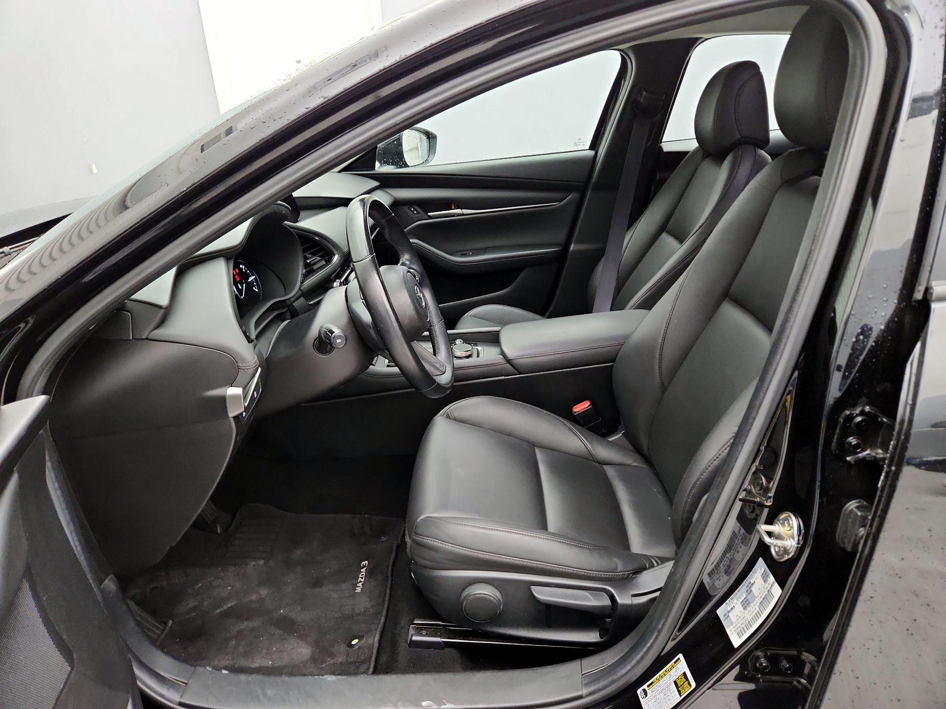 Thumbnail: 2021 Mazda Mazda3 - 11