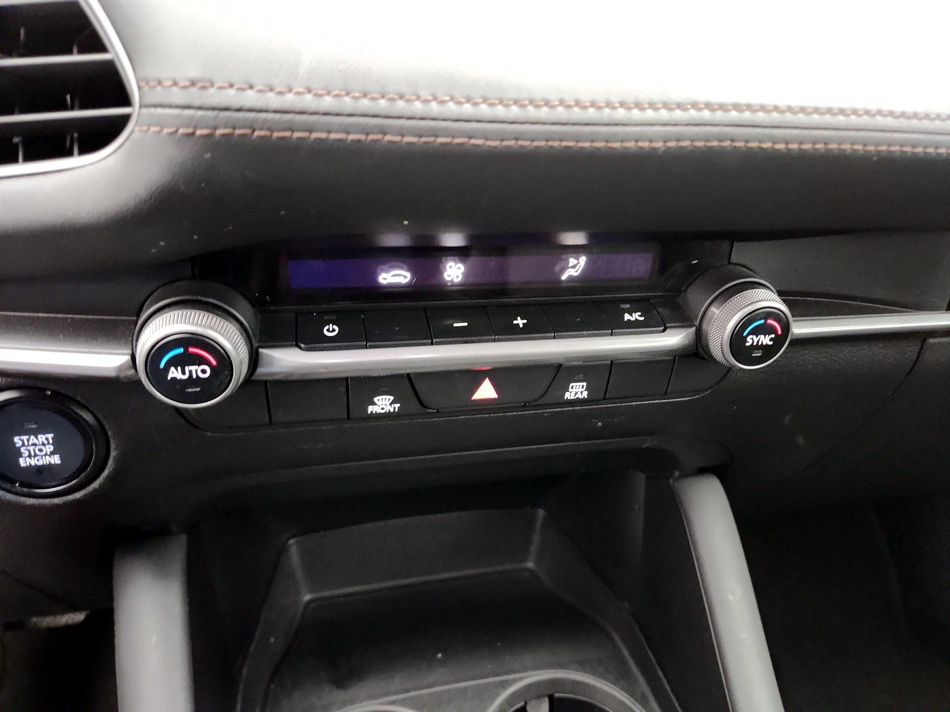 Thumbnail: 2021 Mazda Mazda3 - 16
