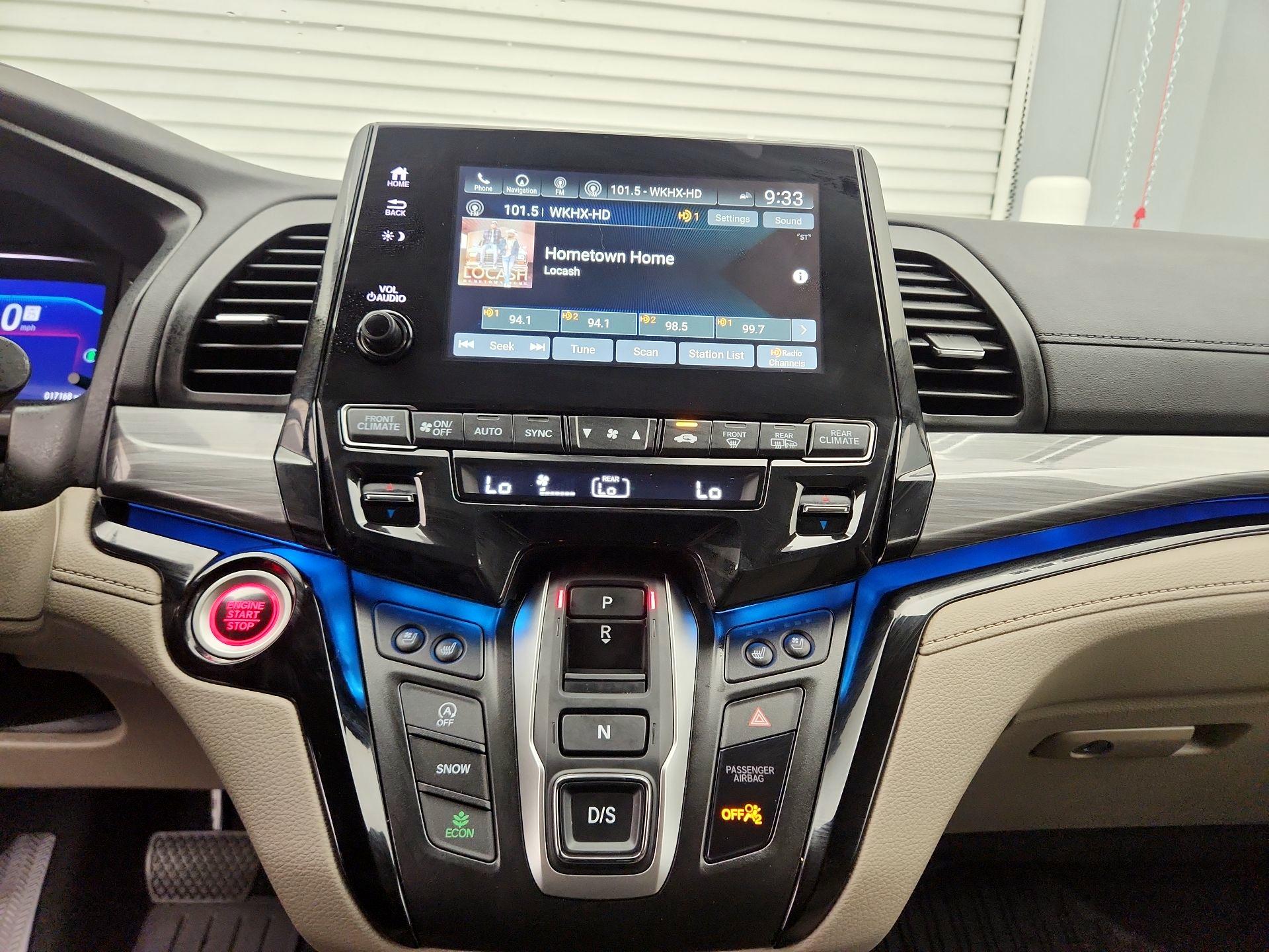 Thumbnail: 2023 Honda Odyssey - 16