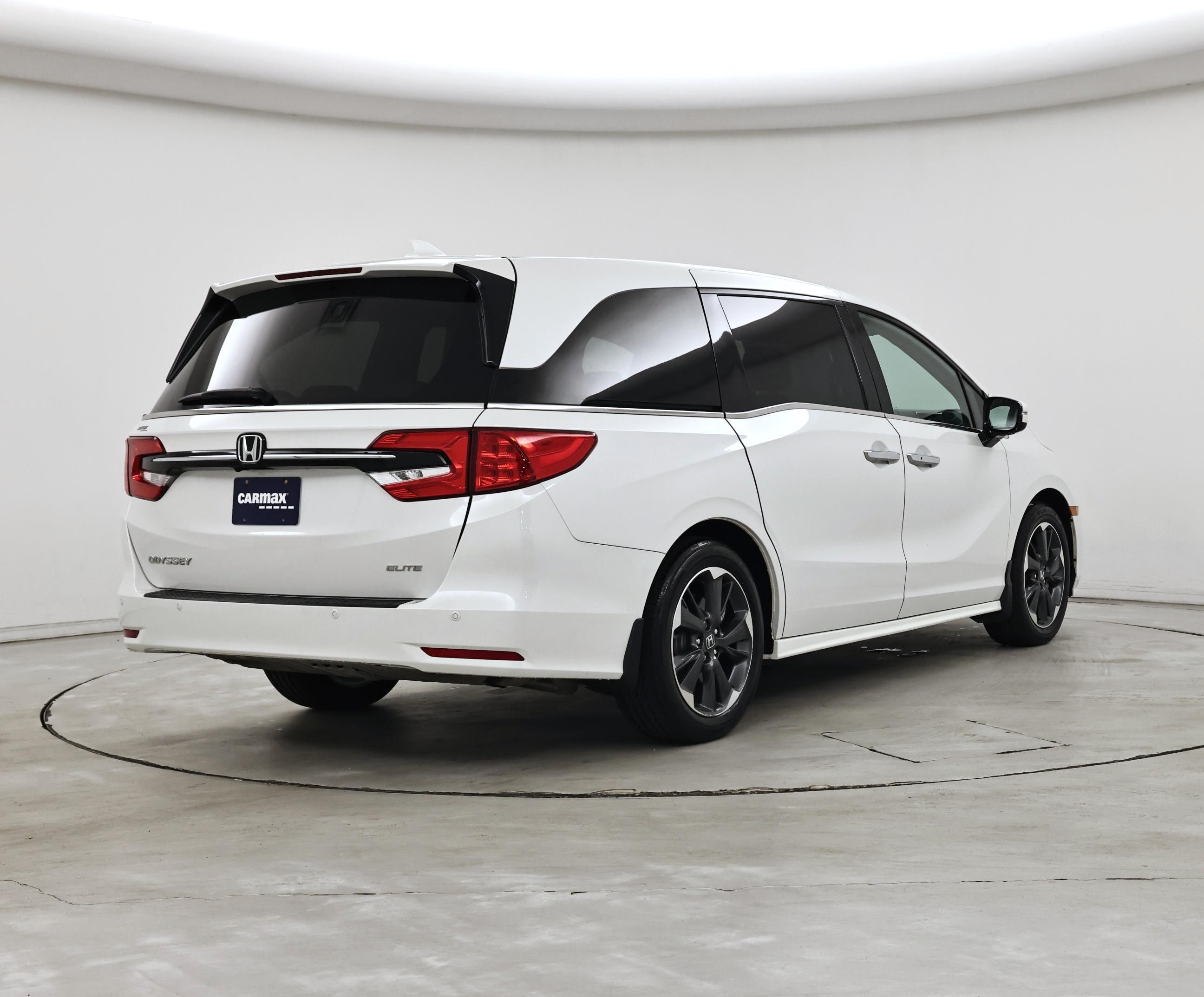 Thumbnail: 2023 Honda Odyssey - 8