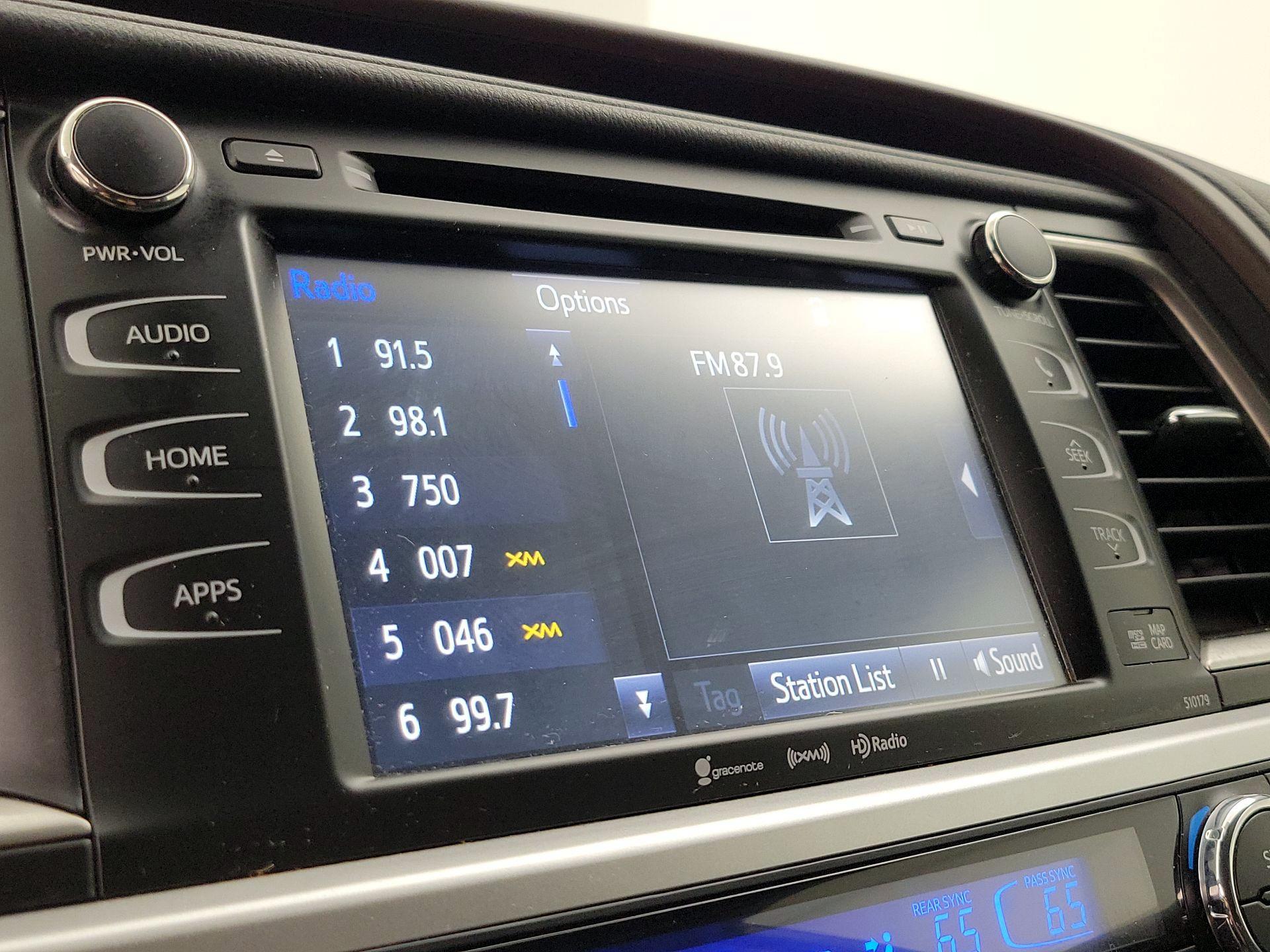 Thumbnail: 2017 Toyota Highlander - 16