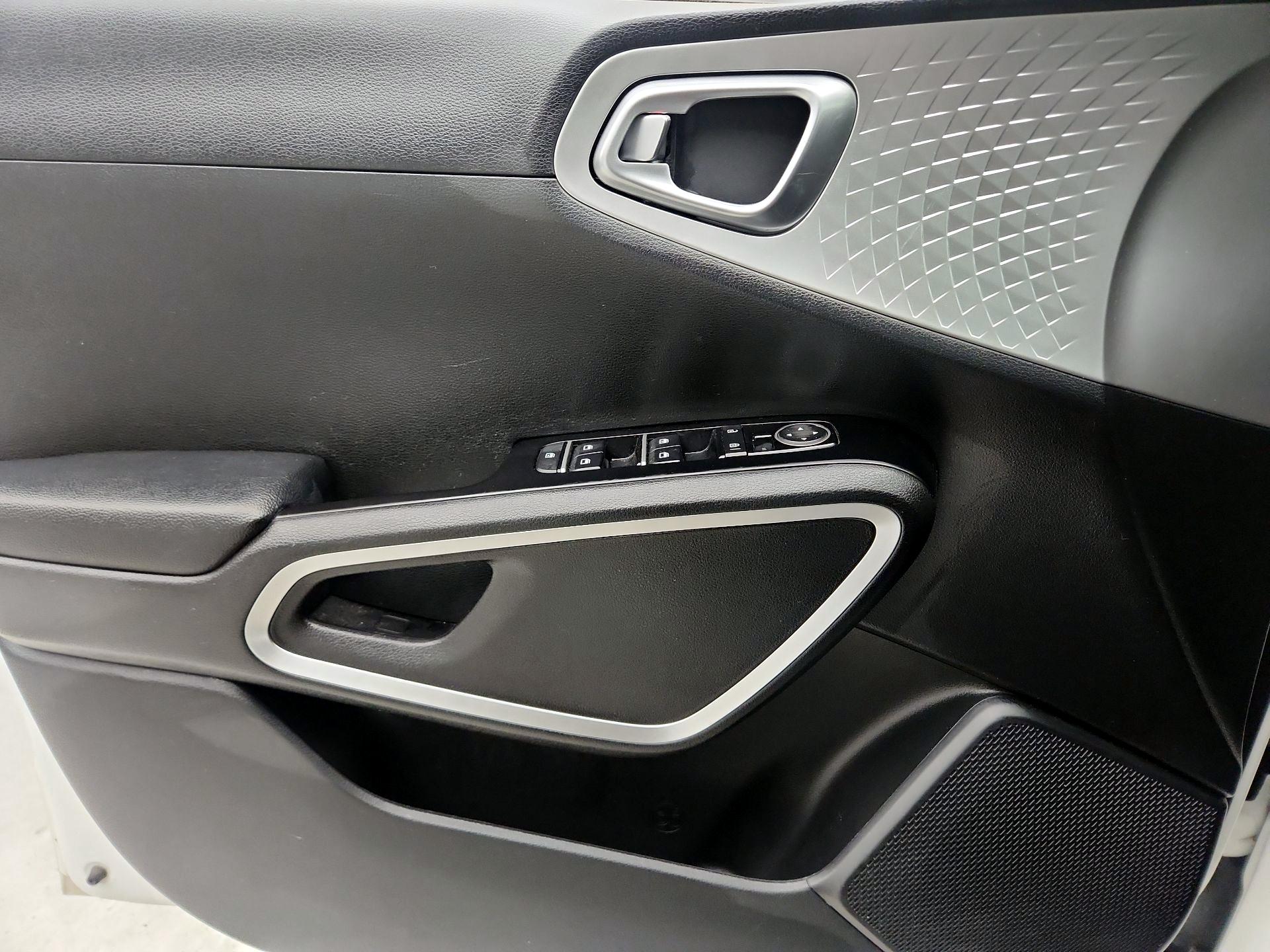 Thumbnail: 2024 Kia Soul - 12