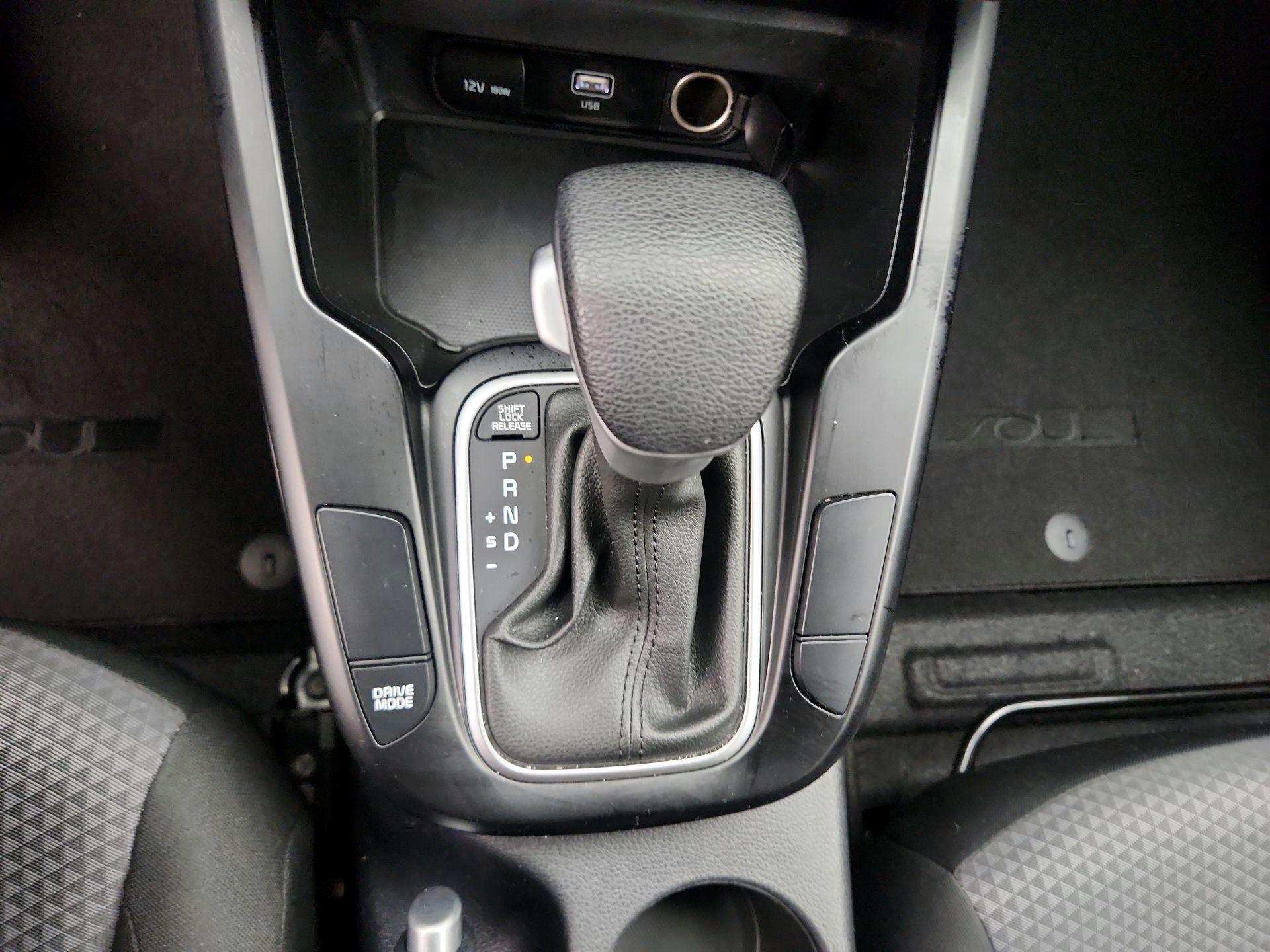 Thumbnail: 2024 Kia Soul - 17