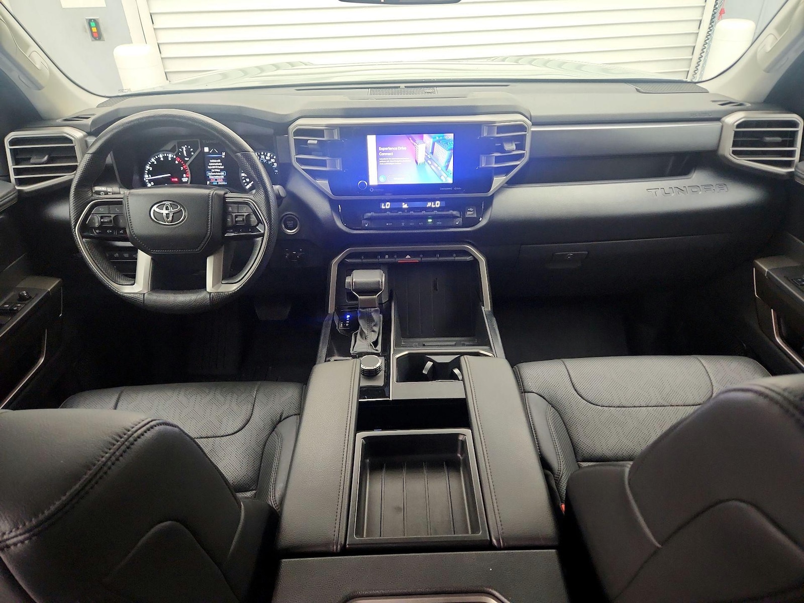 2024 Toyota Tundra SR5 - Photo 10