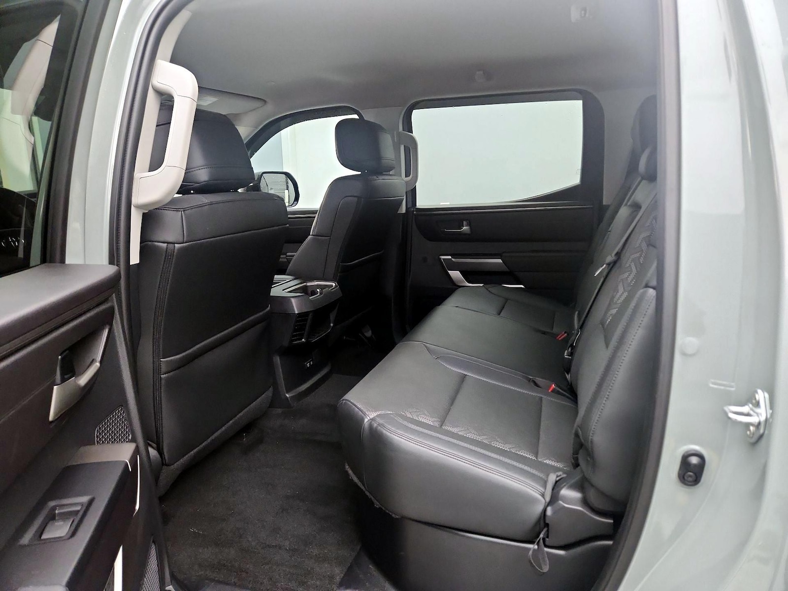 2024 Toyota Tundra SR5 - Photo 20