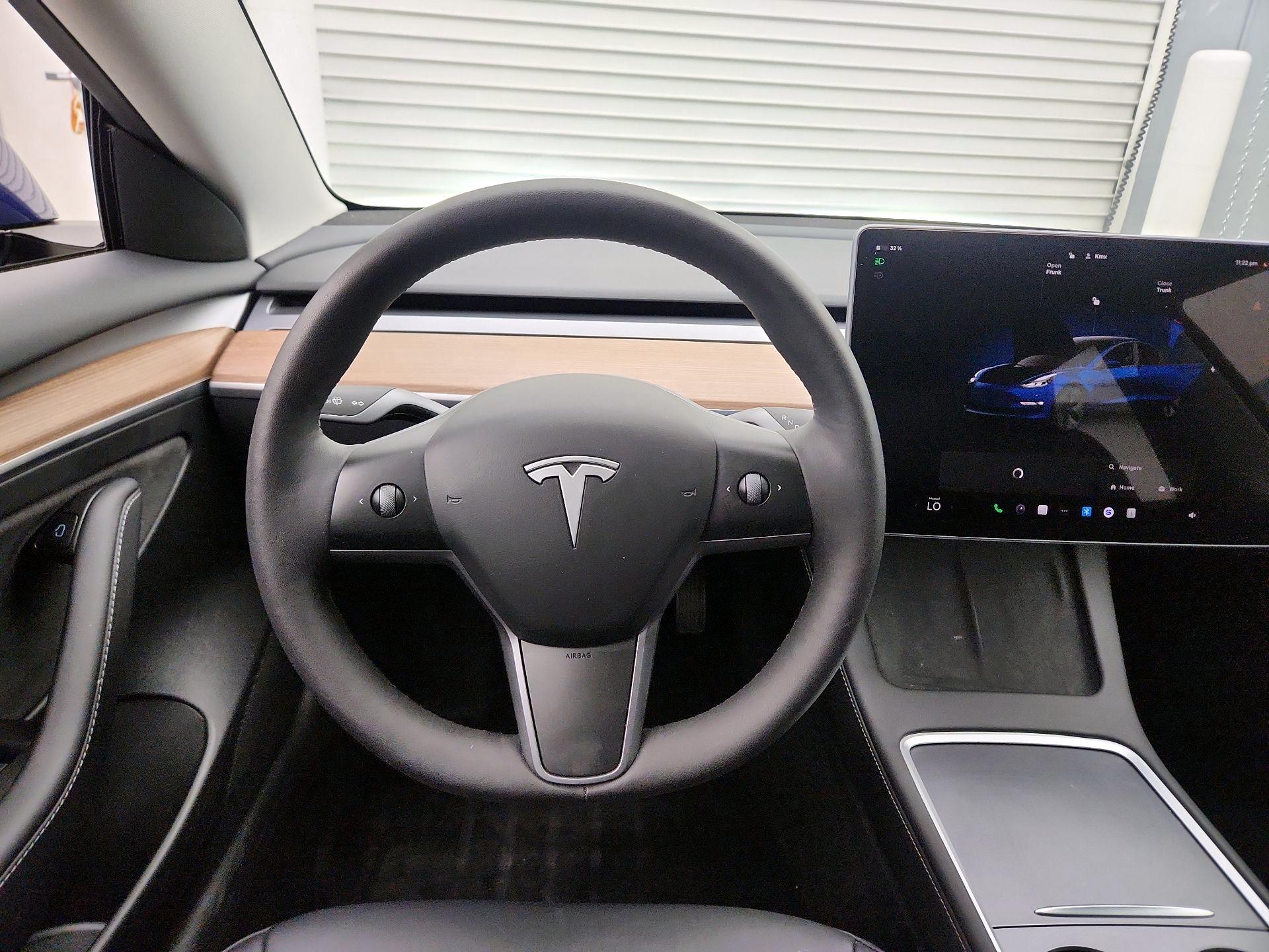 Thumbnail: 2023 Tesla Model 3 - 10
