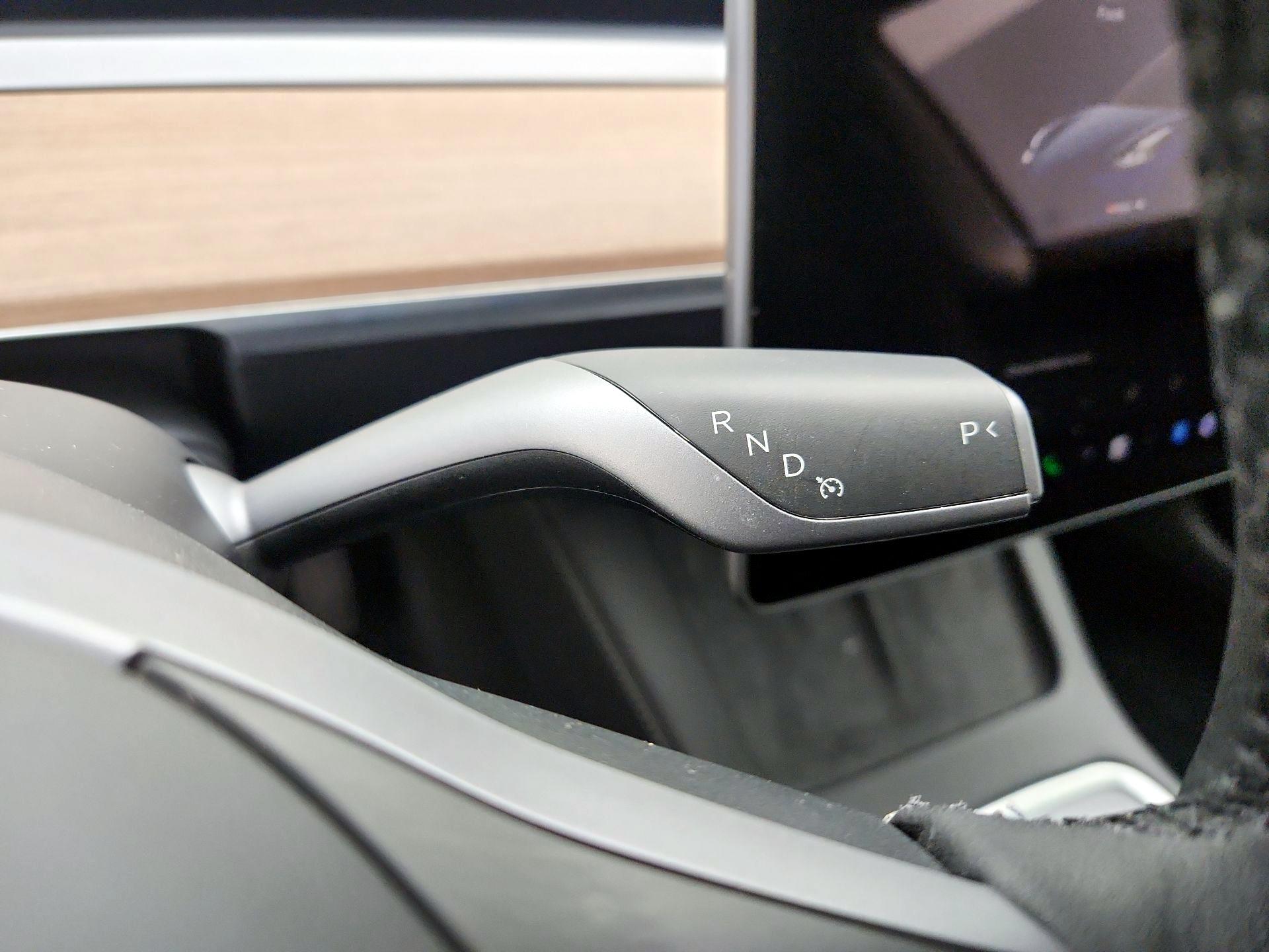 Thumbnail: 2023 Tesla Model 3 - 17