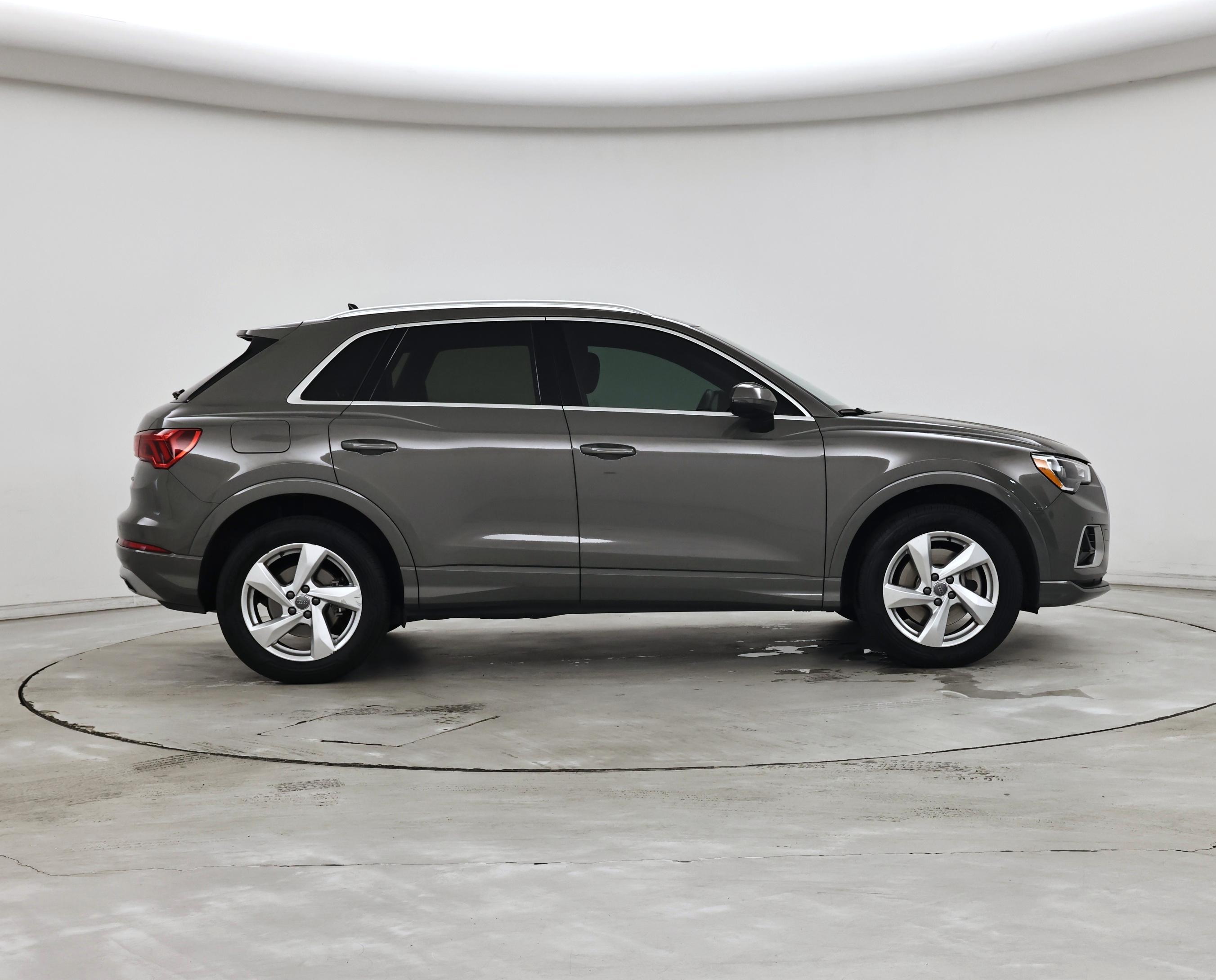 Thumbnail: 2020 Audi Q3 - 7
