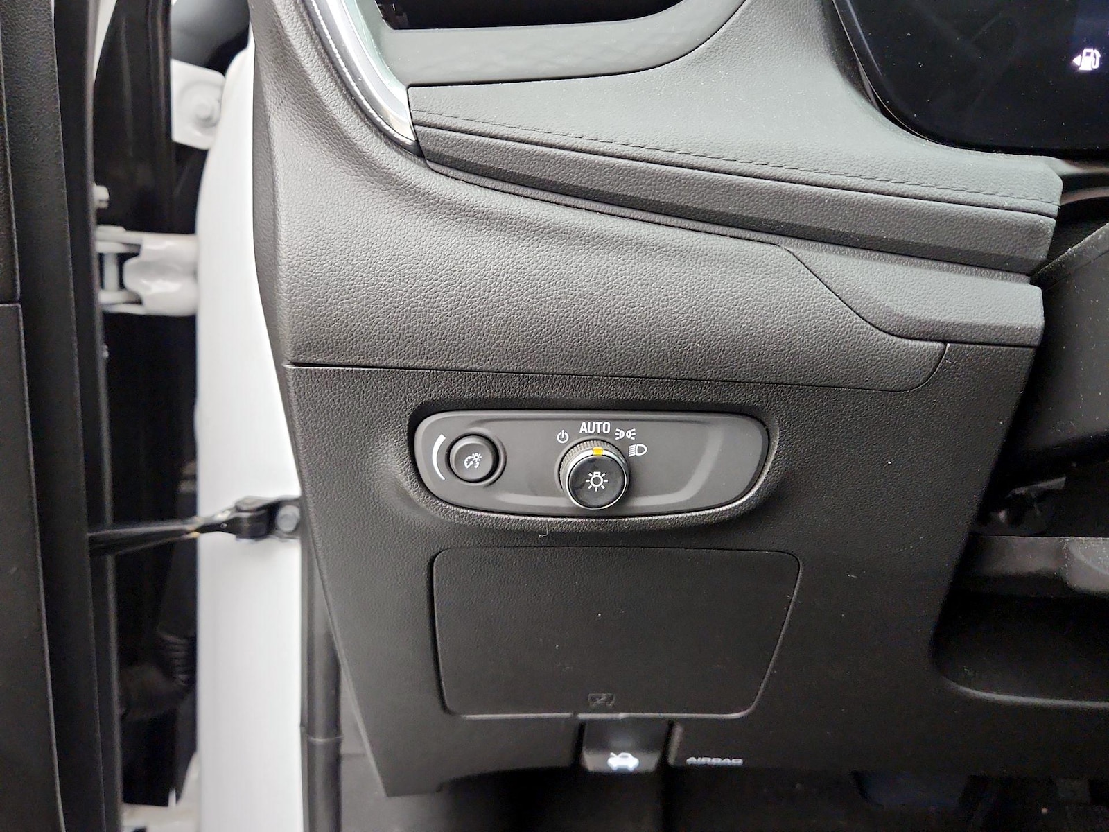 2024 Buick Encore GX Sport Touring - Photo 14