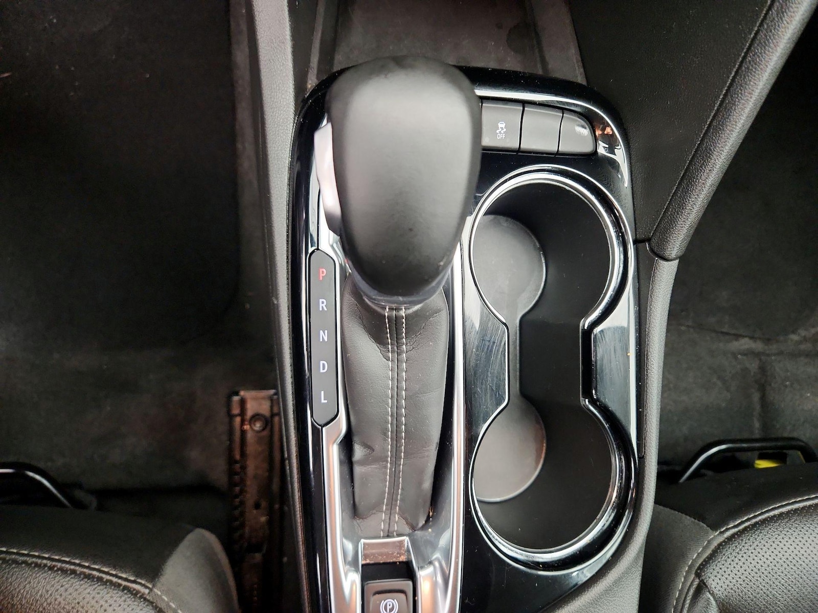 2024 Buick Encore GX Sport Touring - Photo 18