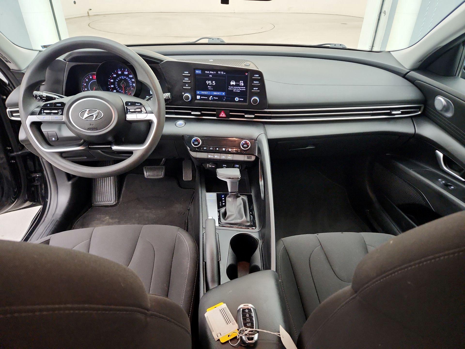 Thumbnail: 2023 Hyundai Elantra - 9