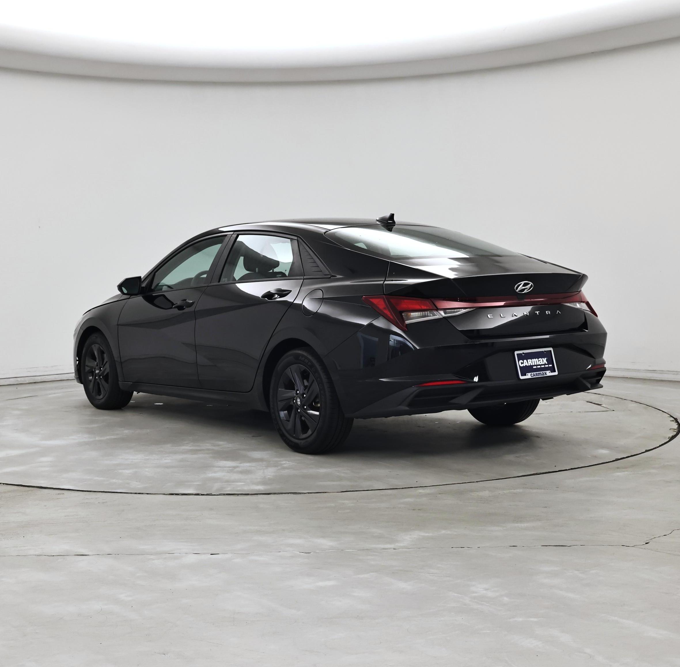 Thumbnail: 2023 Hyundai Elantra - 2